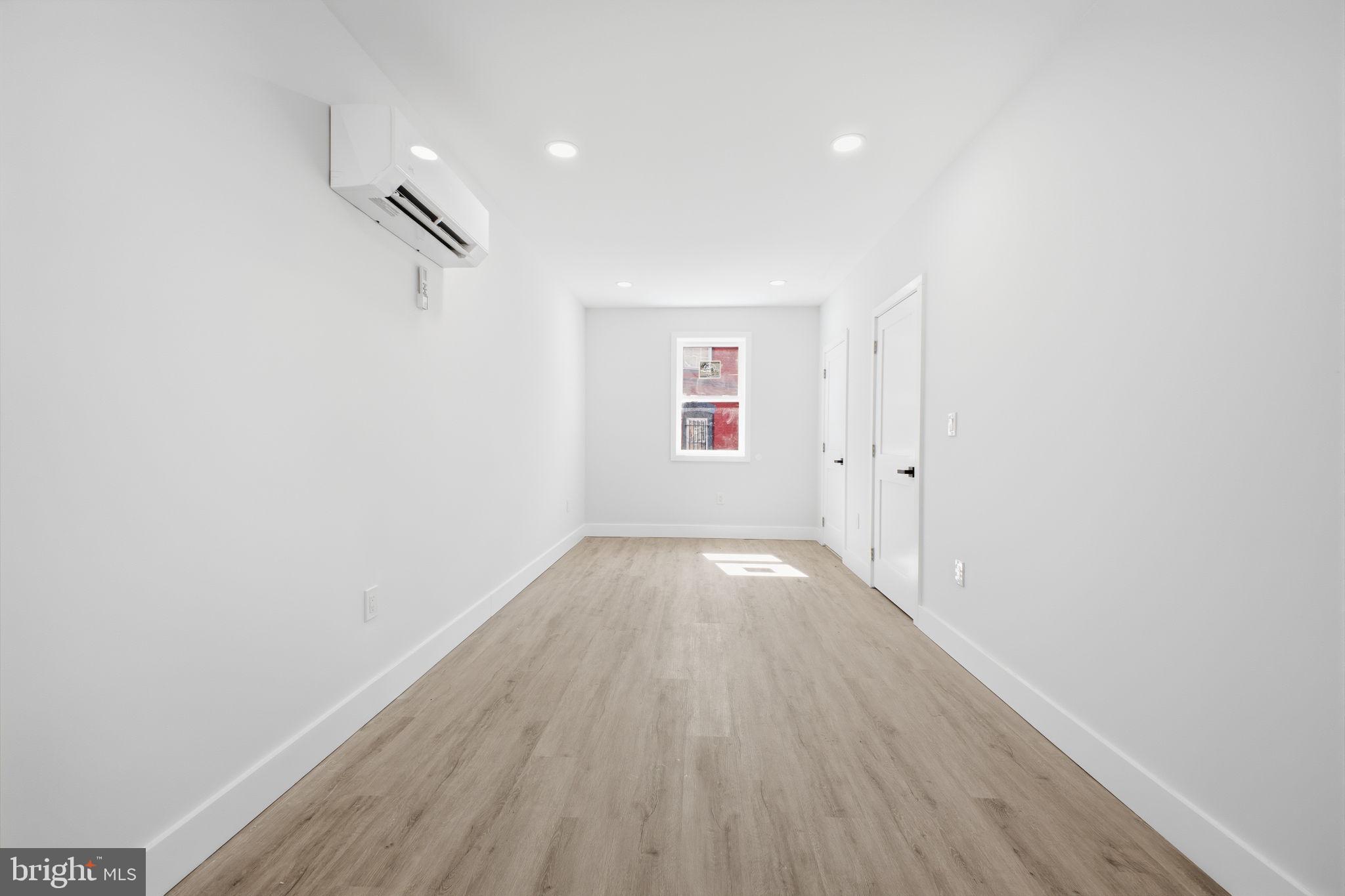 1235 PENNSYLVANIA AVENUE SE