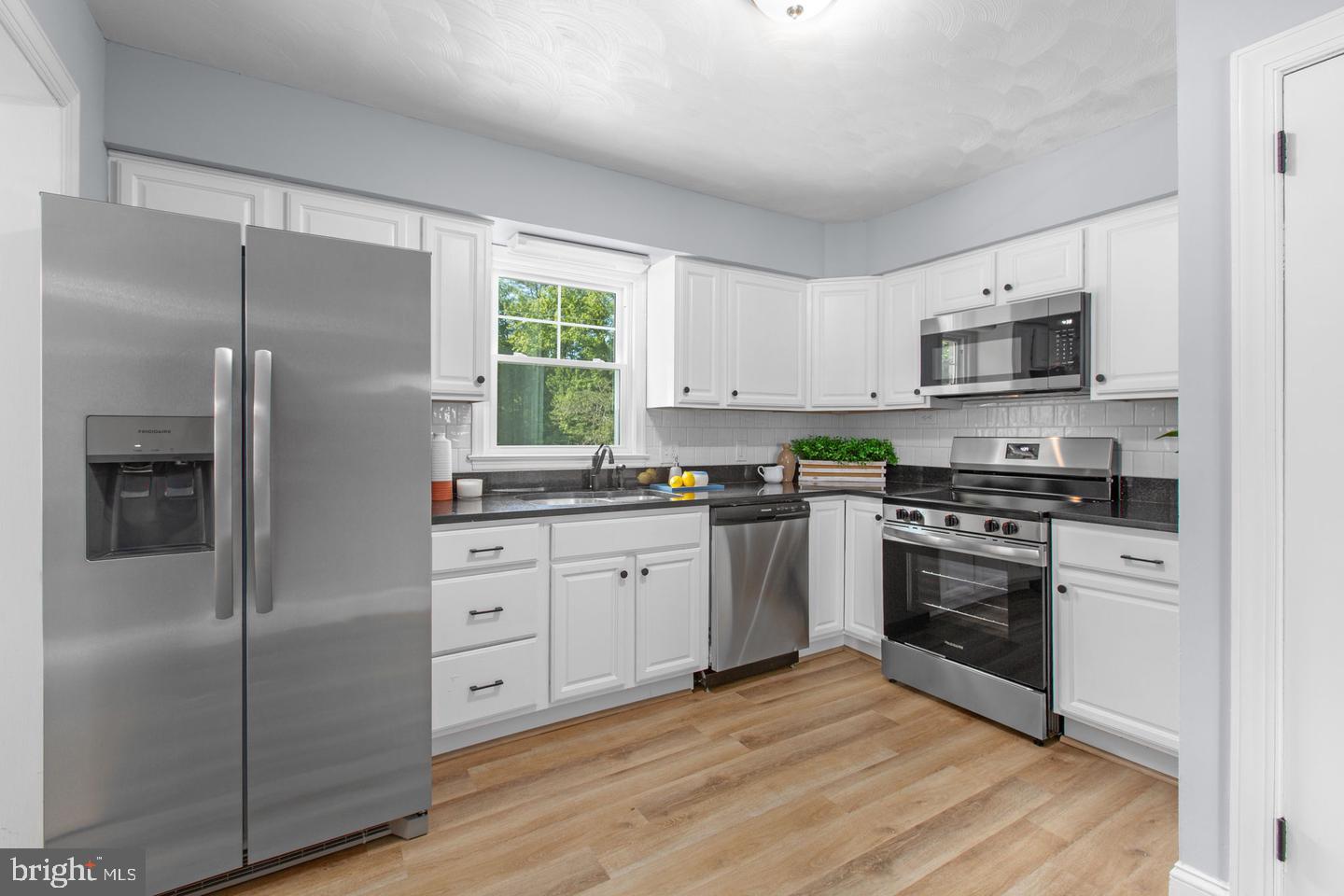 14279 STONEWALL JACKSON ROAD