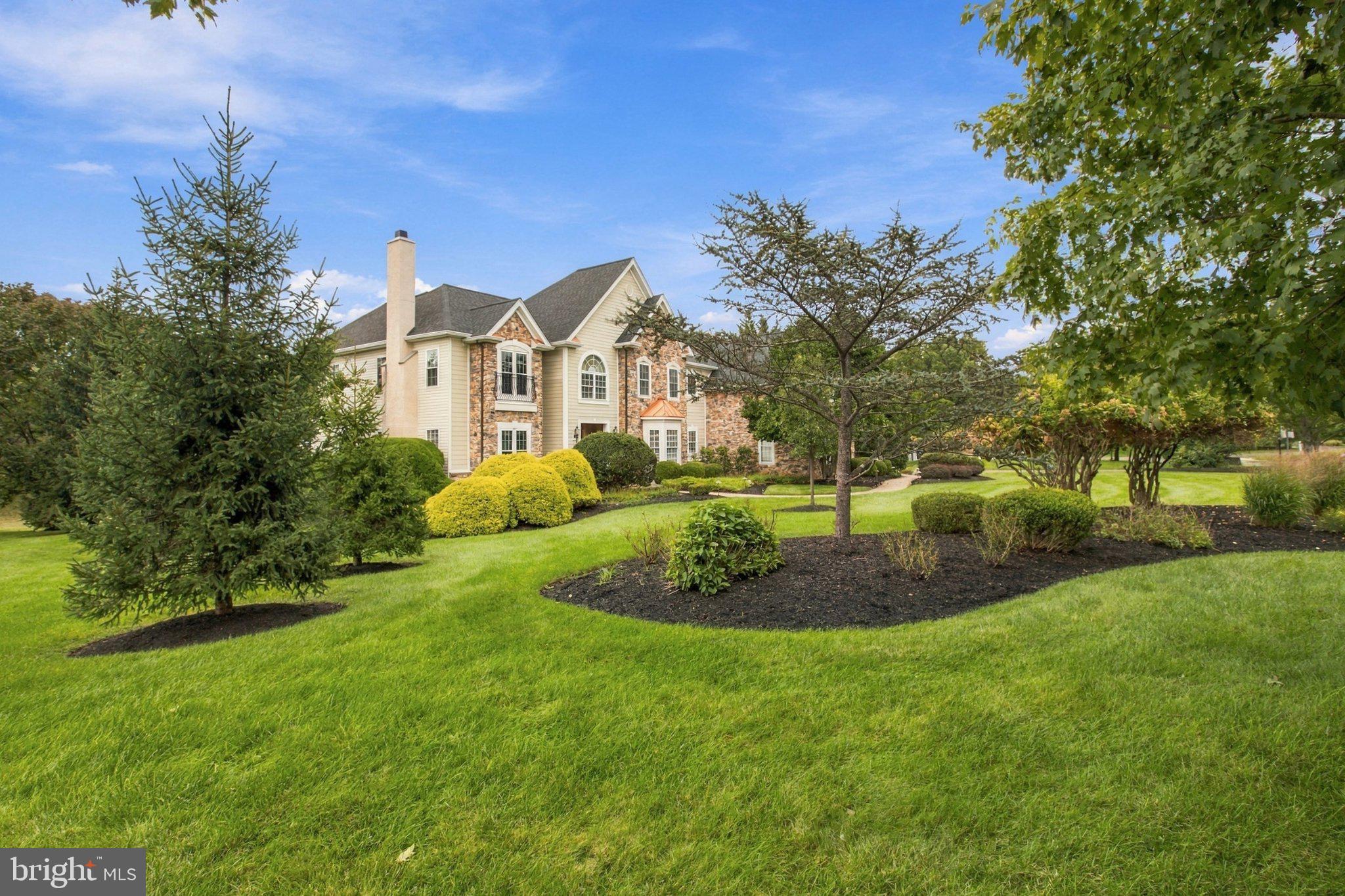 1093 DREW DRIVE