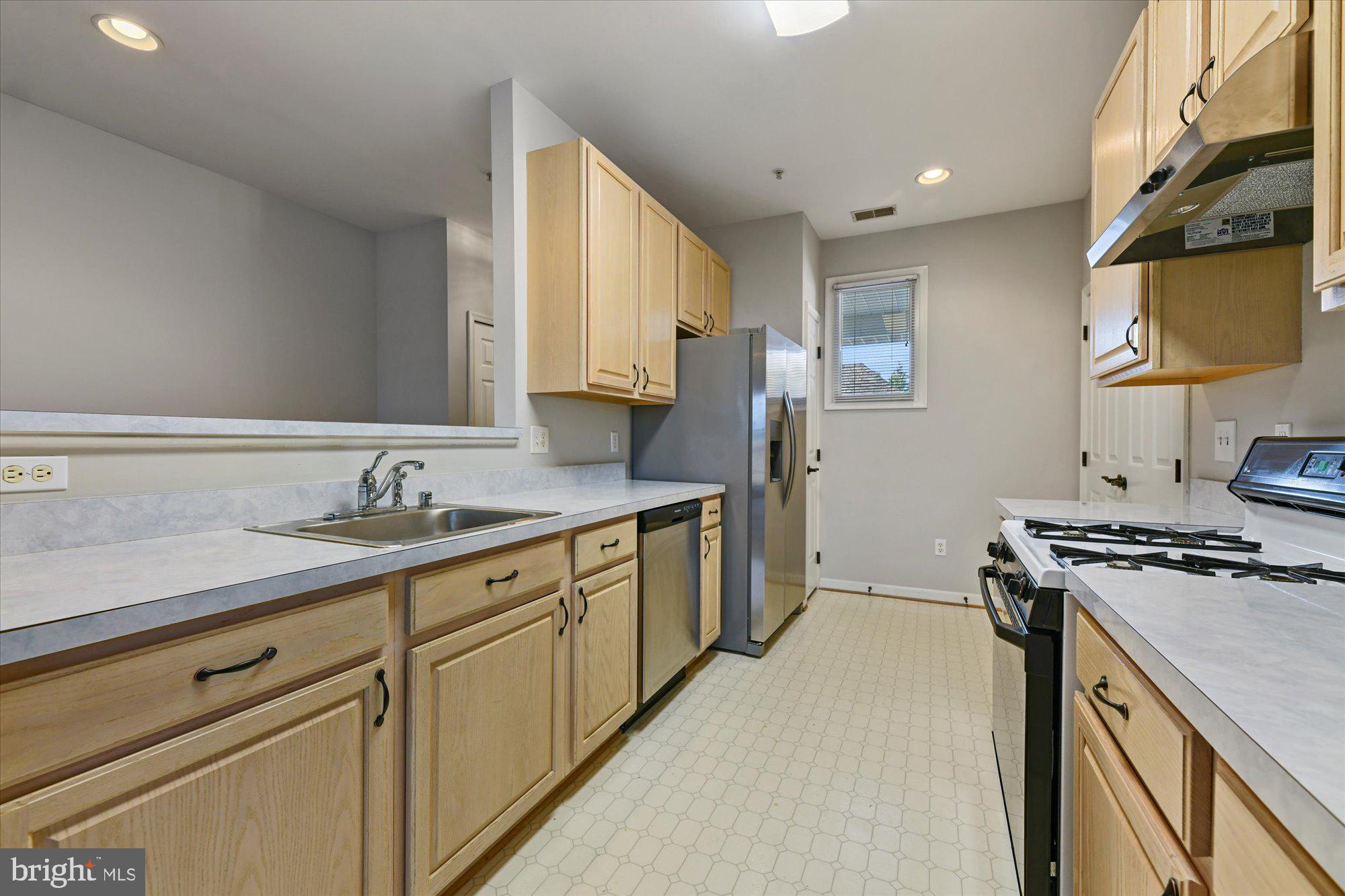 HOLLINGTON - Residential