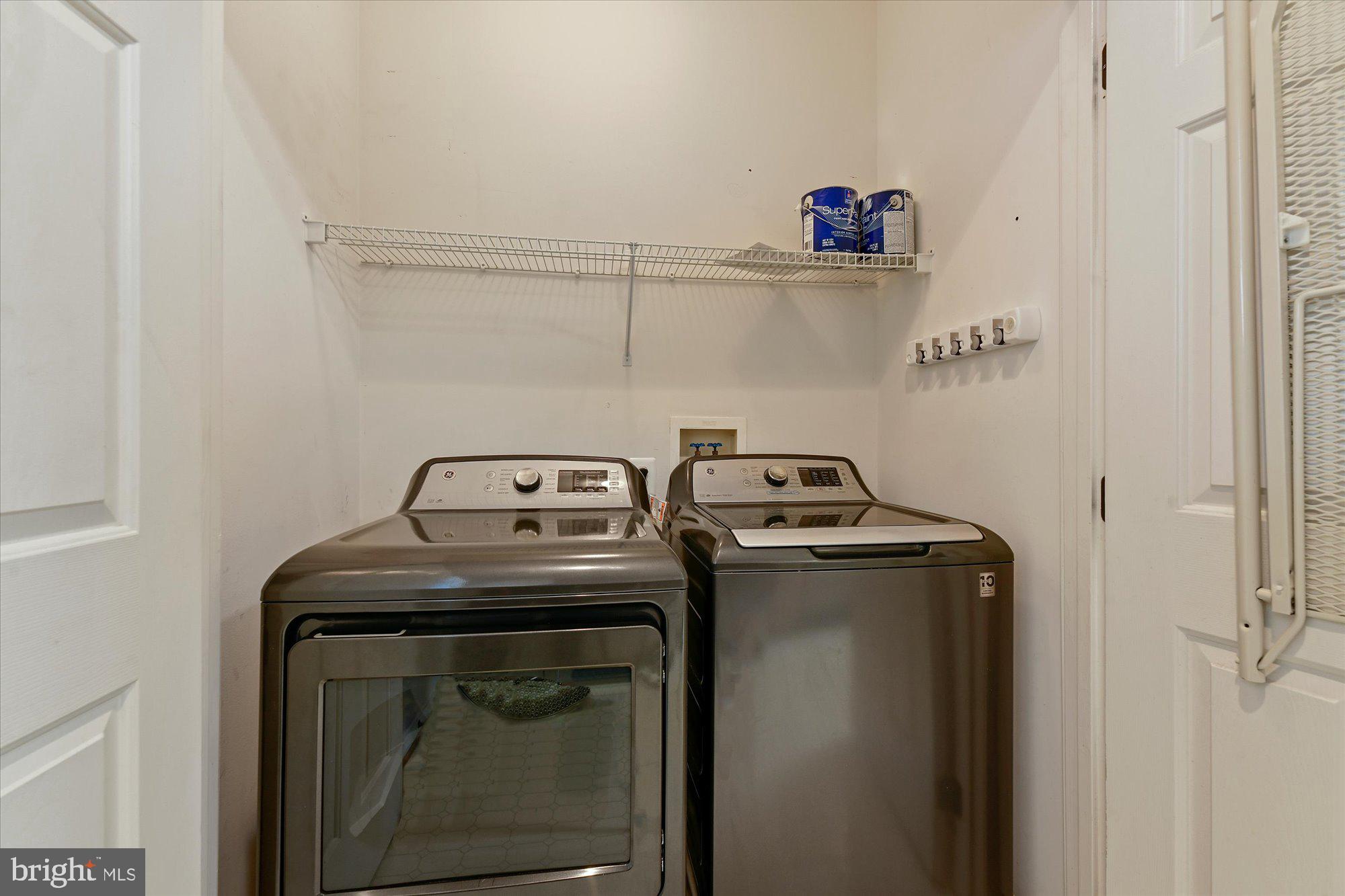 HOLLINGTON - Residential