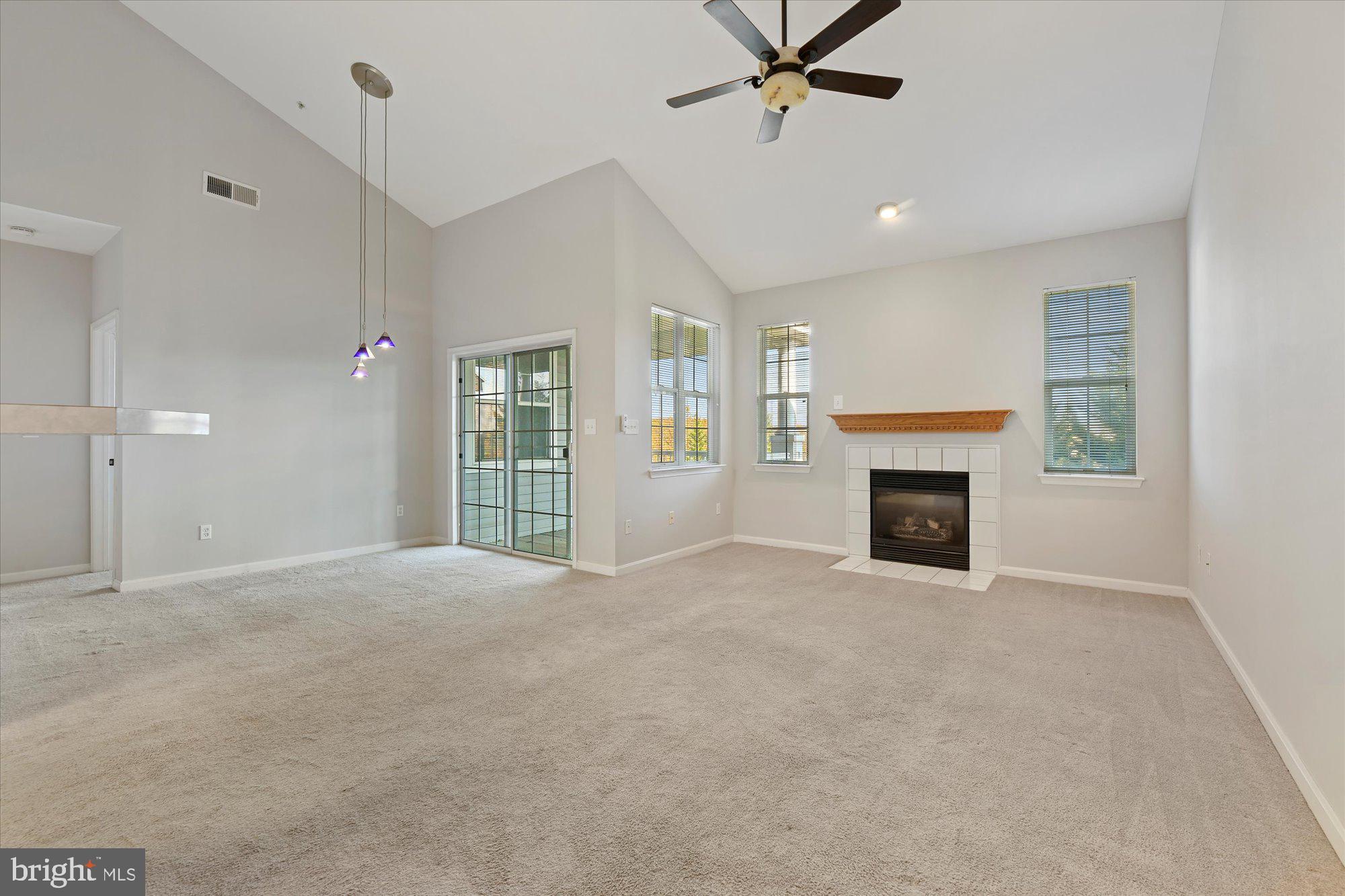 HOLLINGTON - Residential