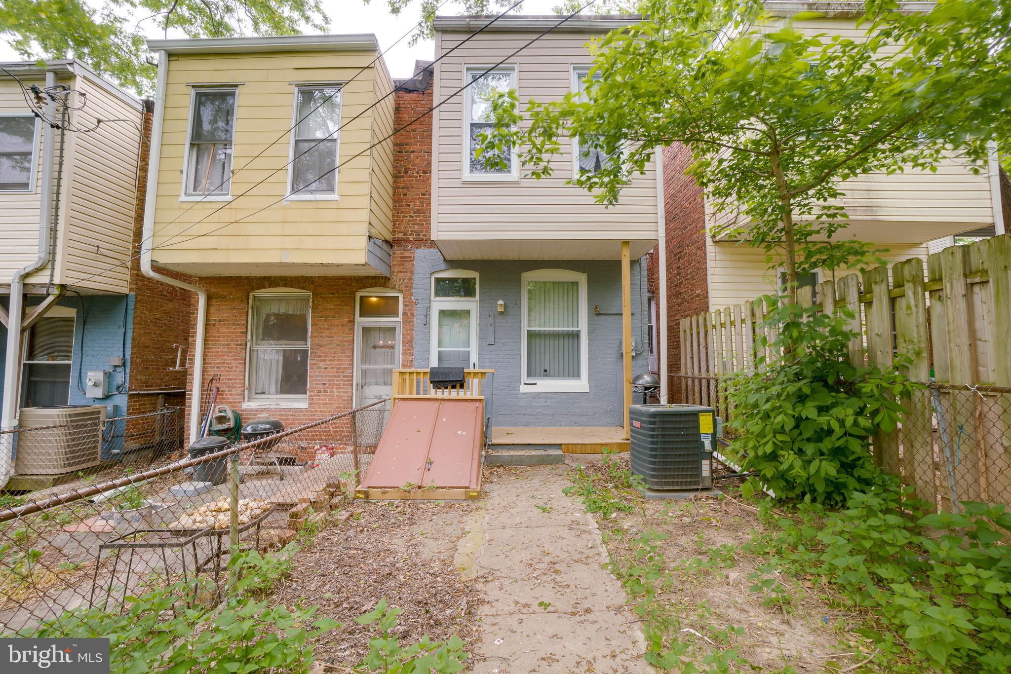 BEVERLY HILLS - Residential