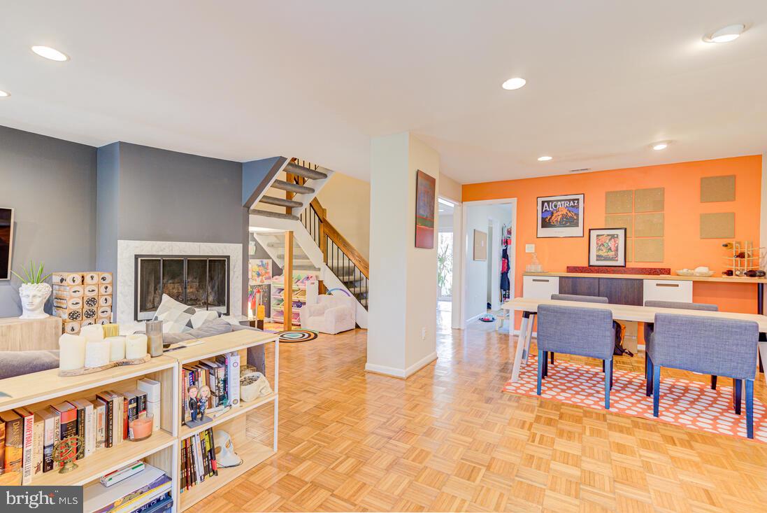 RESTON - Residential Lease