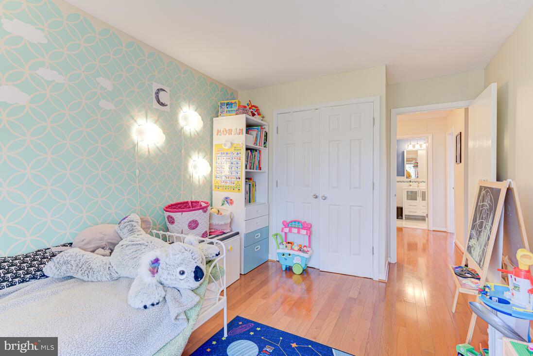 RESTON - Residential Lease