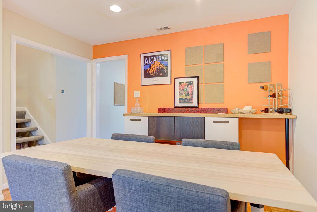 RESTON - Residential Lease