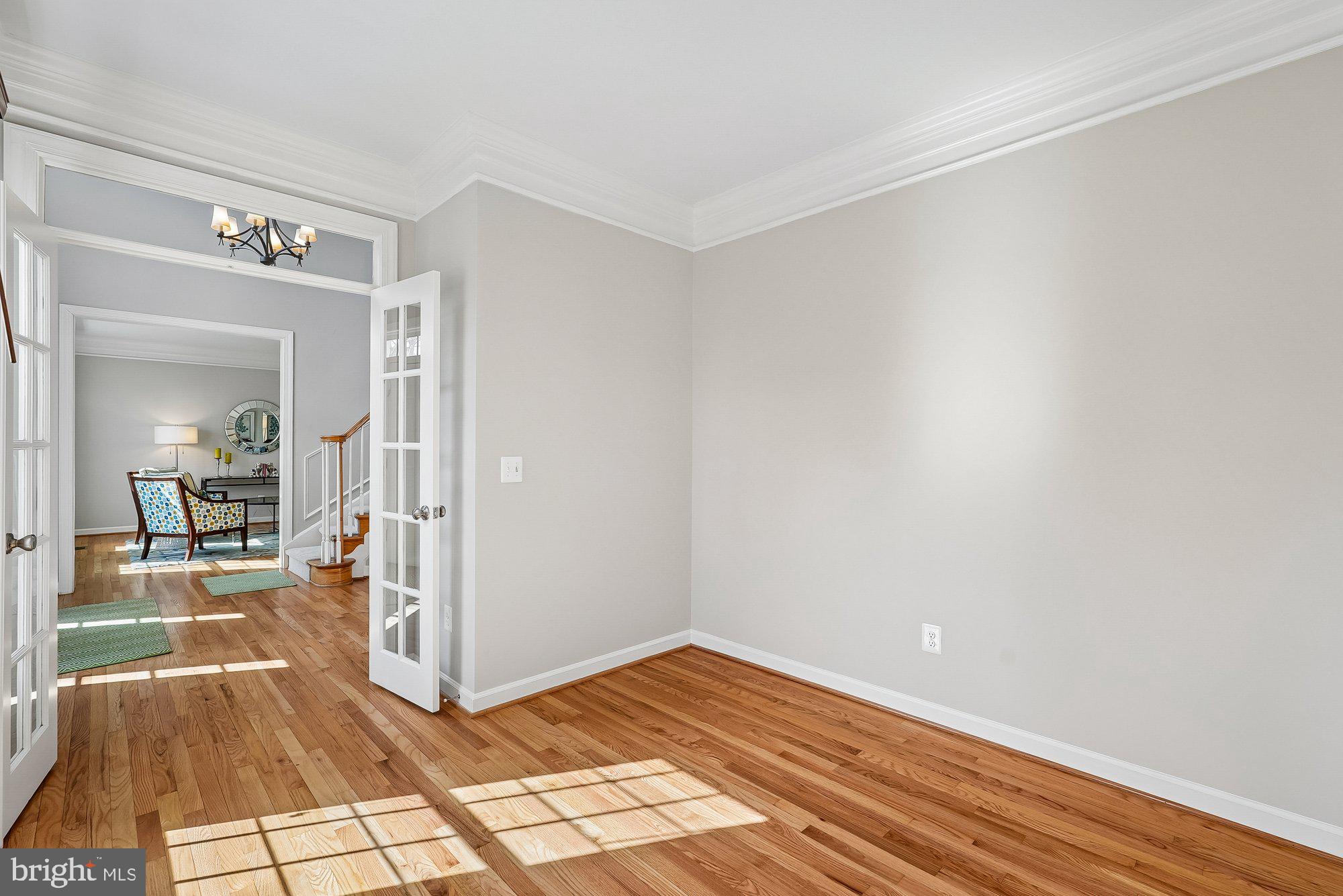 SOUTH RIDING - Residential