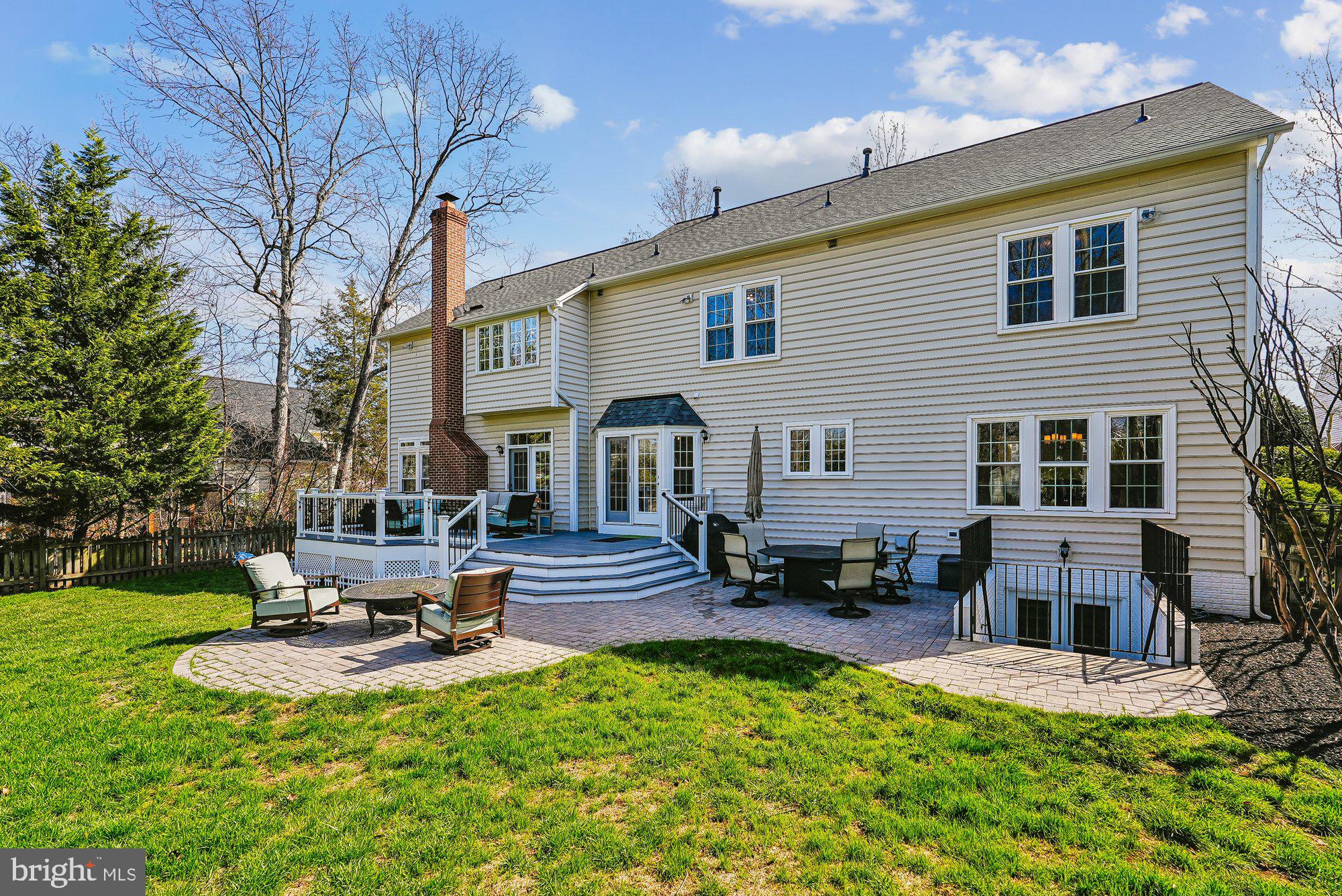 SOUTH RIDING - Residential