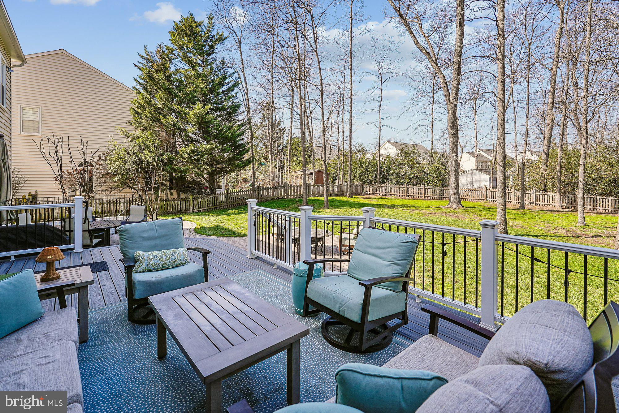 SOUTH RIDING - Residential