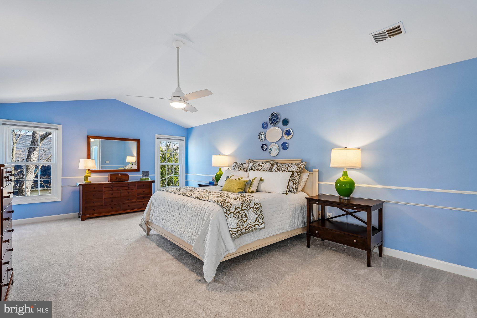 SOUTH RIDING - Residential