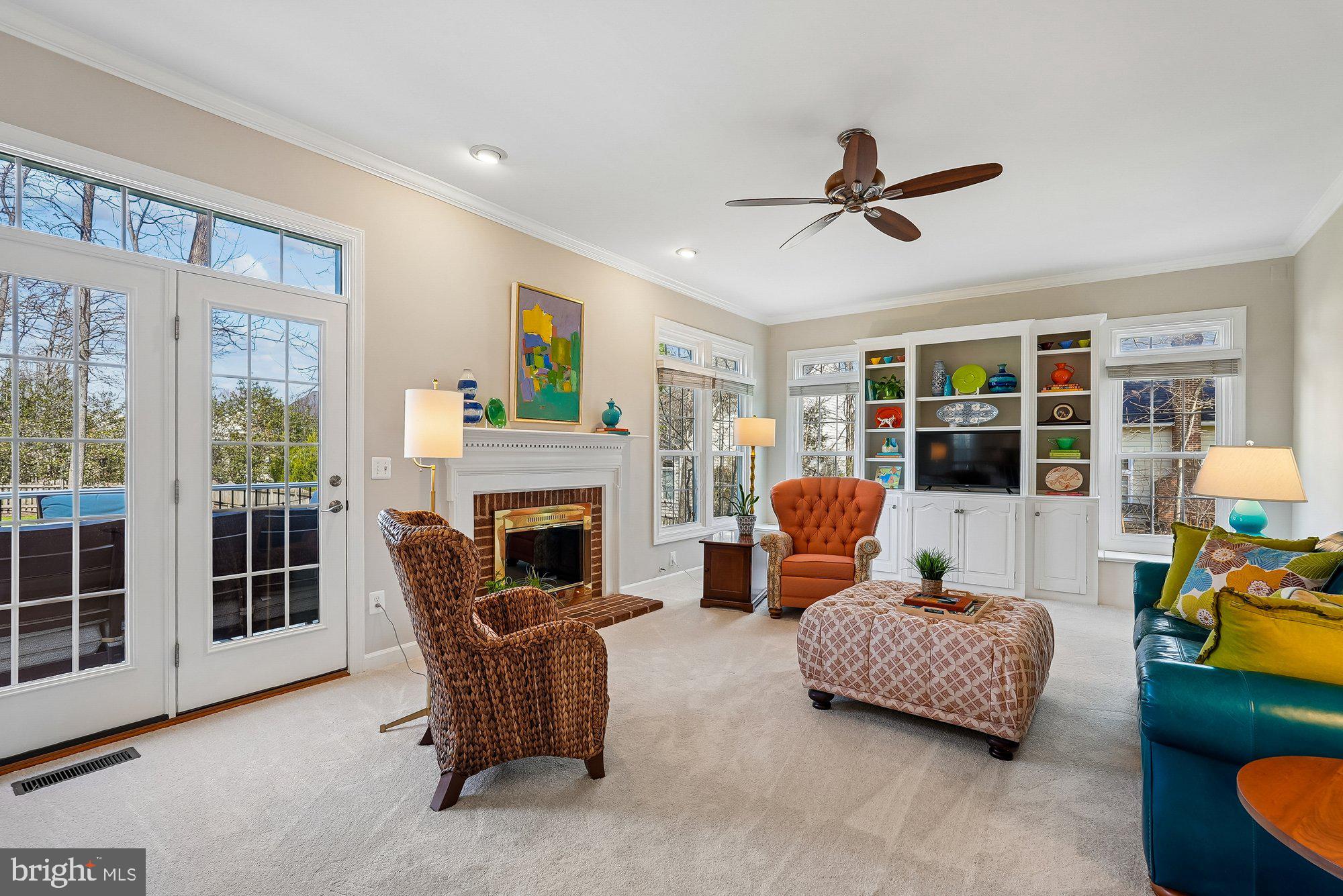 SOUTH RIDING - Residential