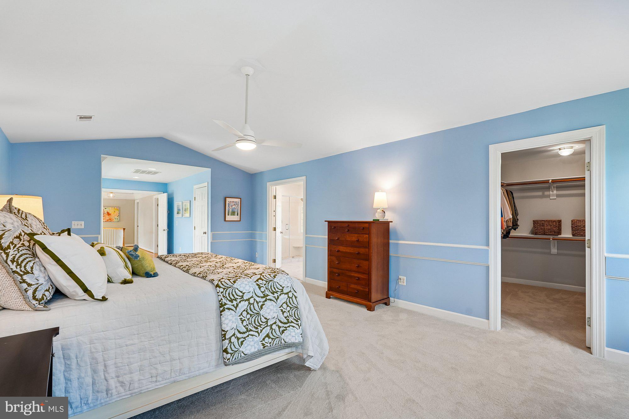 SOUTH RIDING - Residential