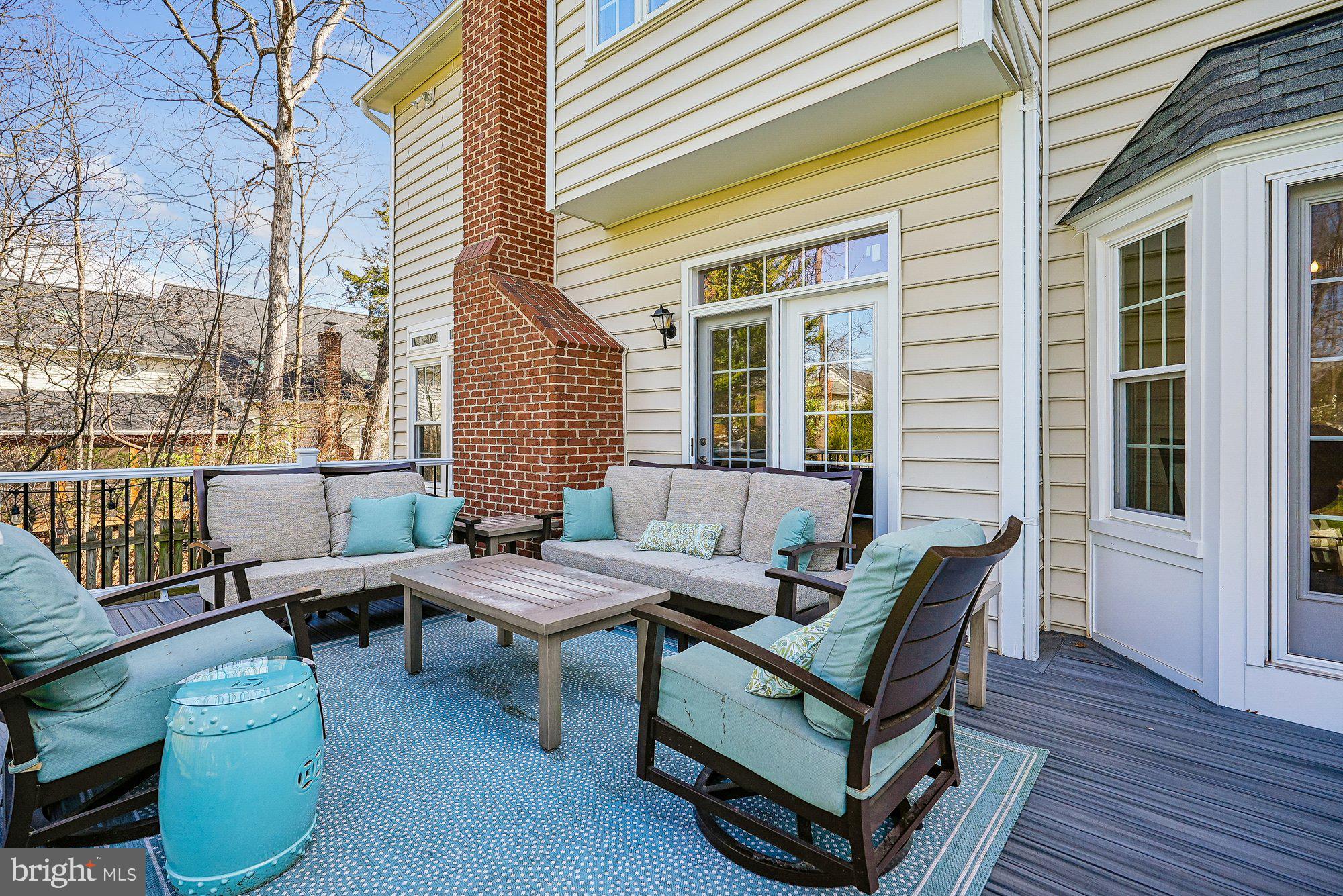 SOUTH RIDING - Residential