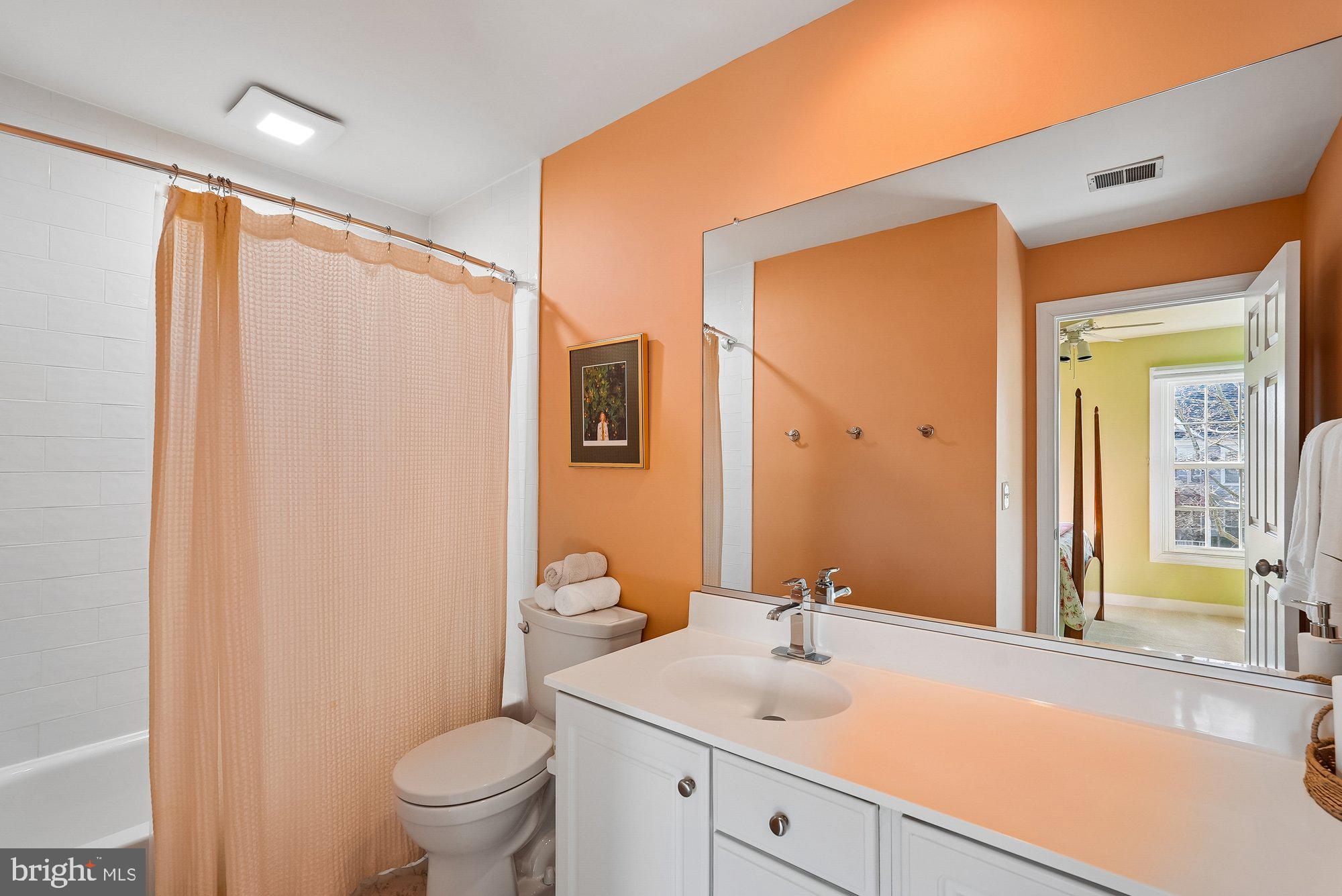 SOUTH RIDING - Residential