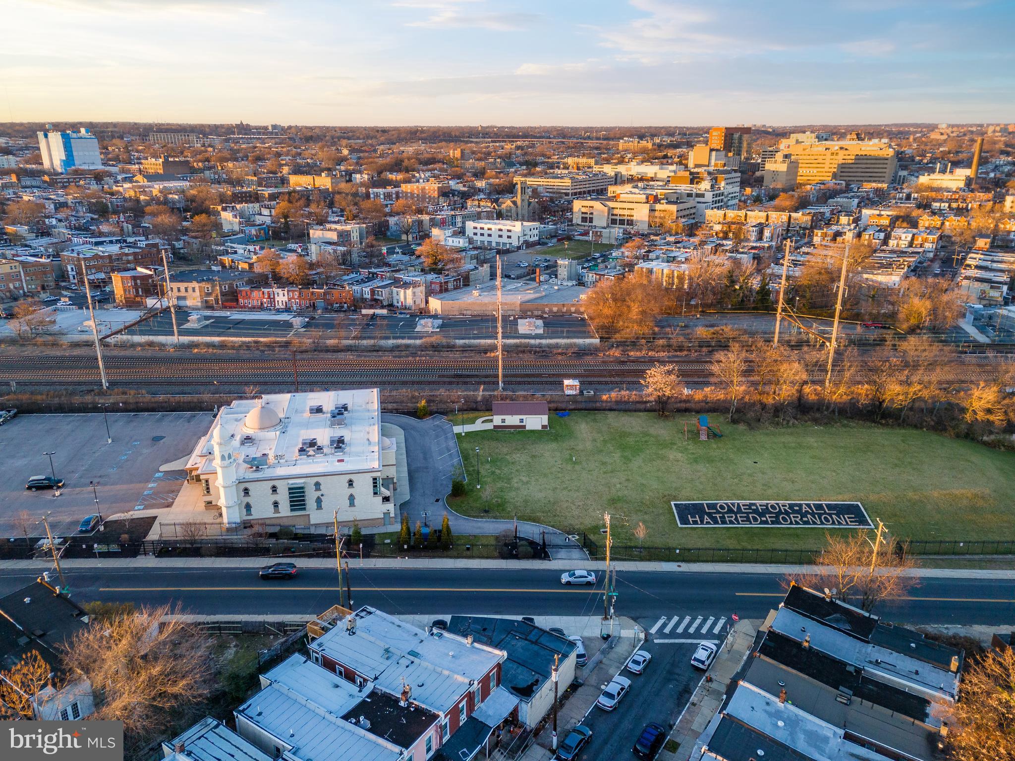 FAIRHILL - Commercial Sale