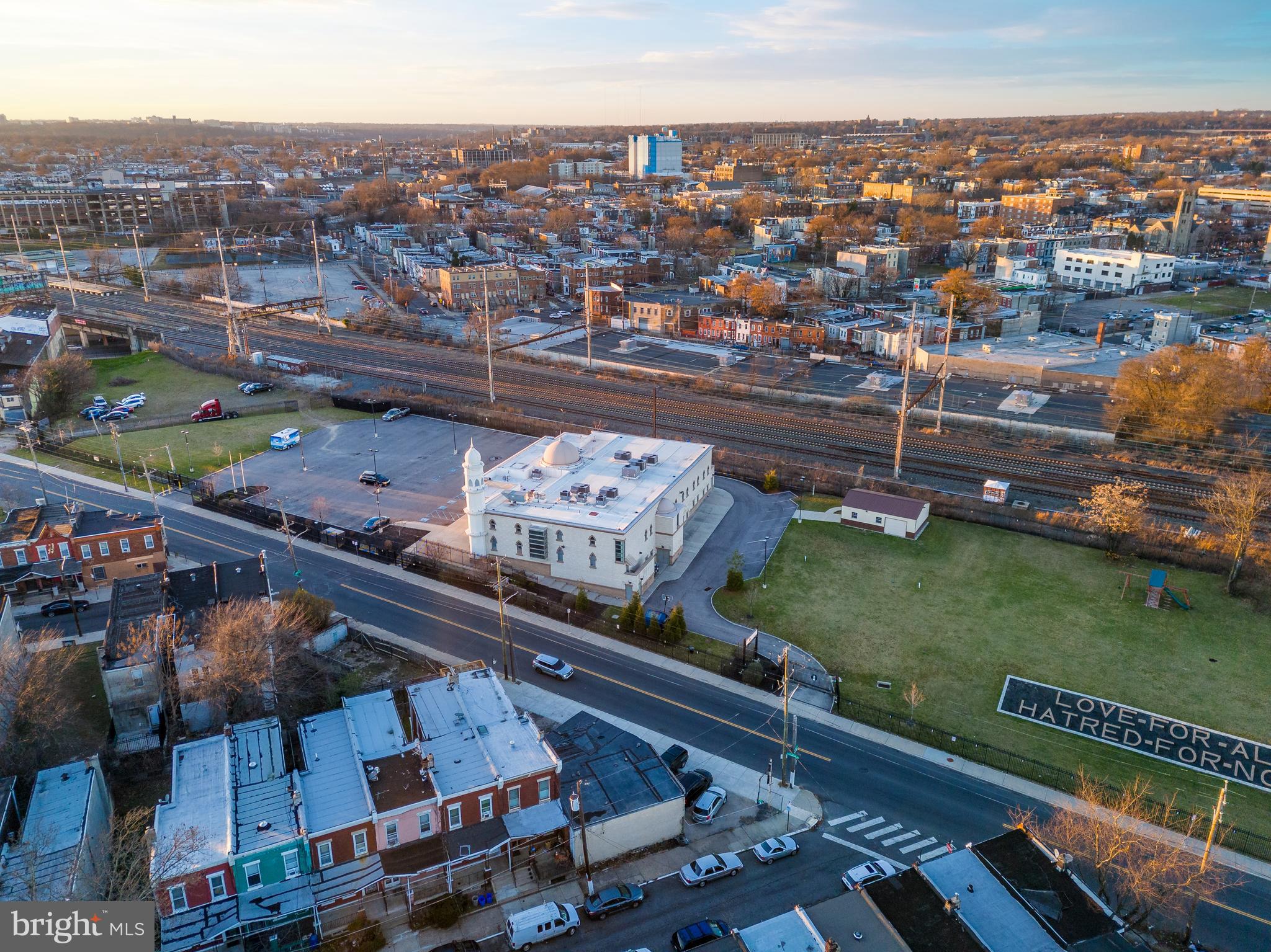 FAIRHILL - Commercial Sale