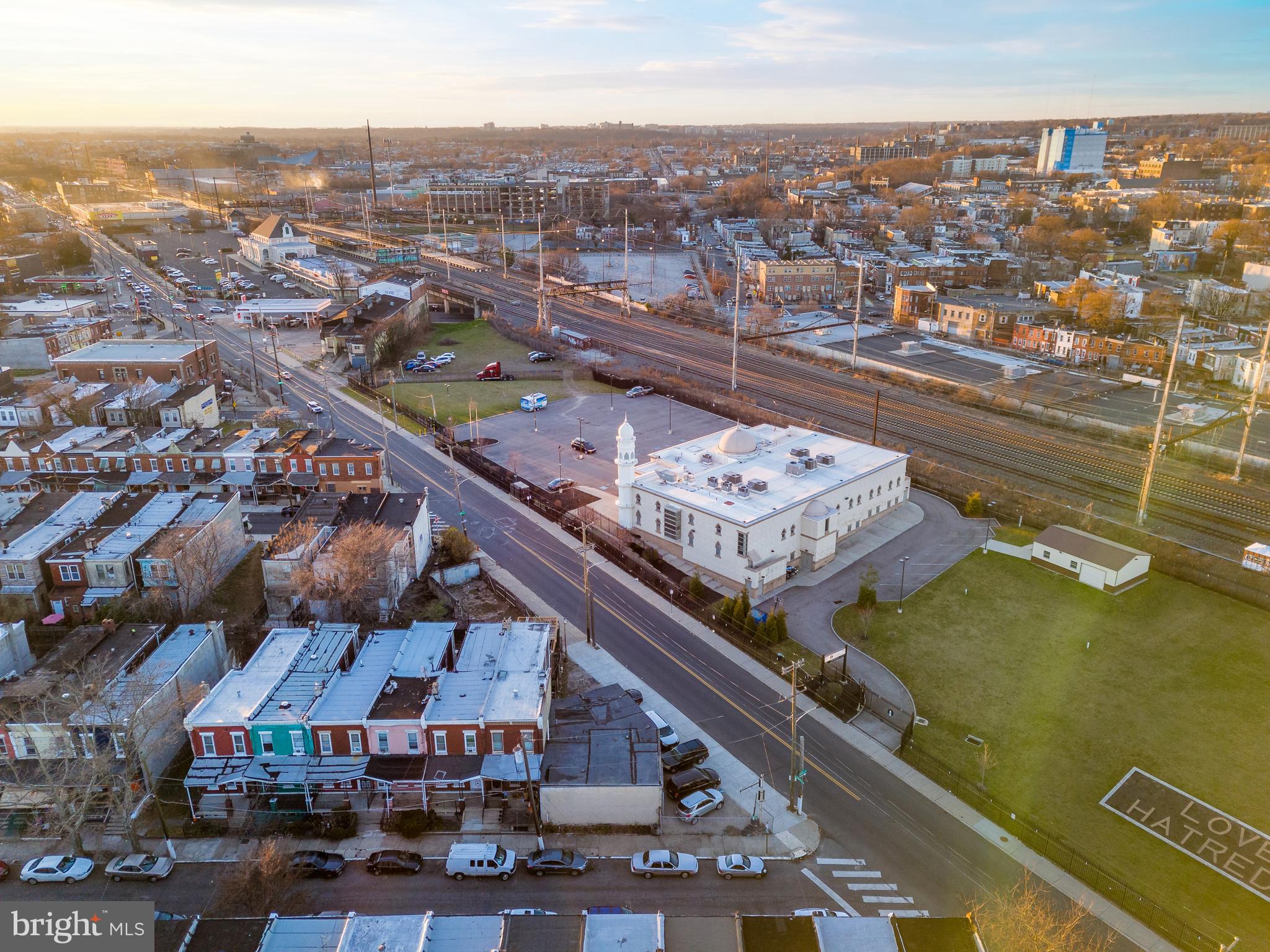 FAIRHILL - Commercial Sale