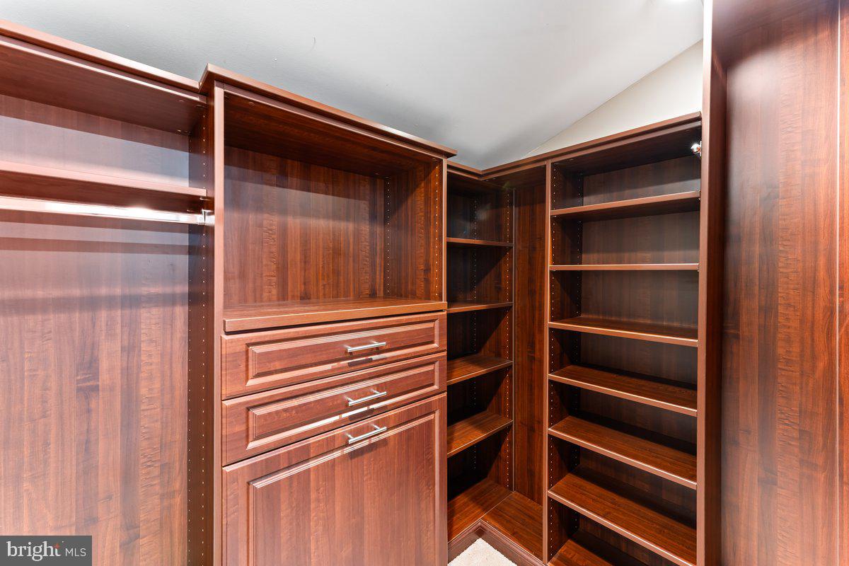 HICKORY VALLEY - Residential