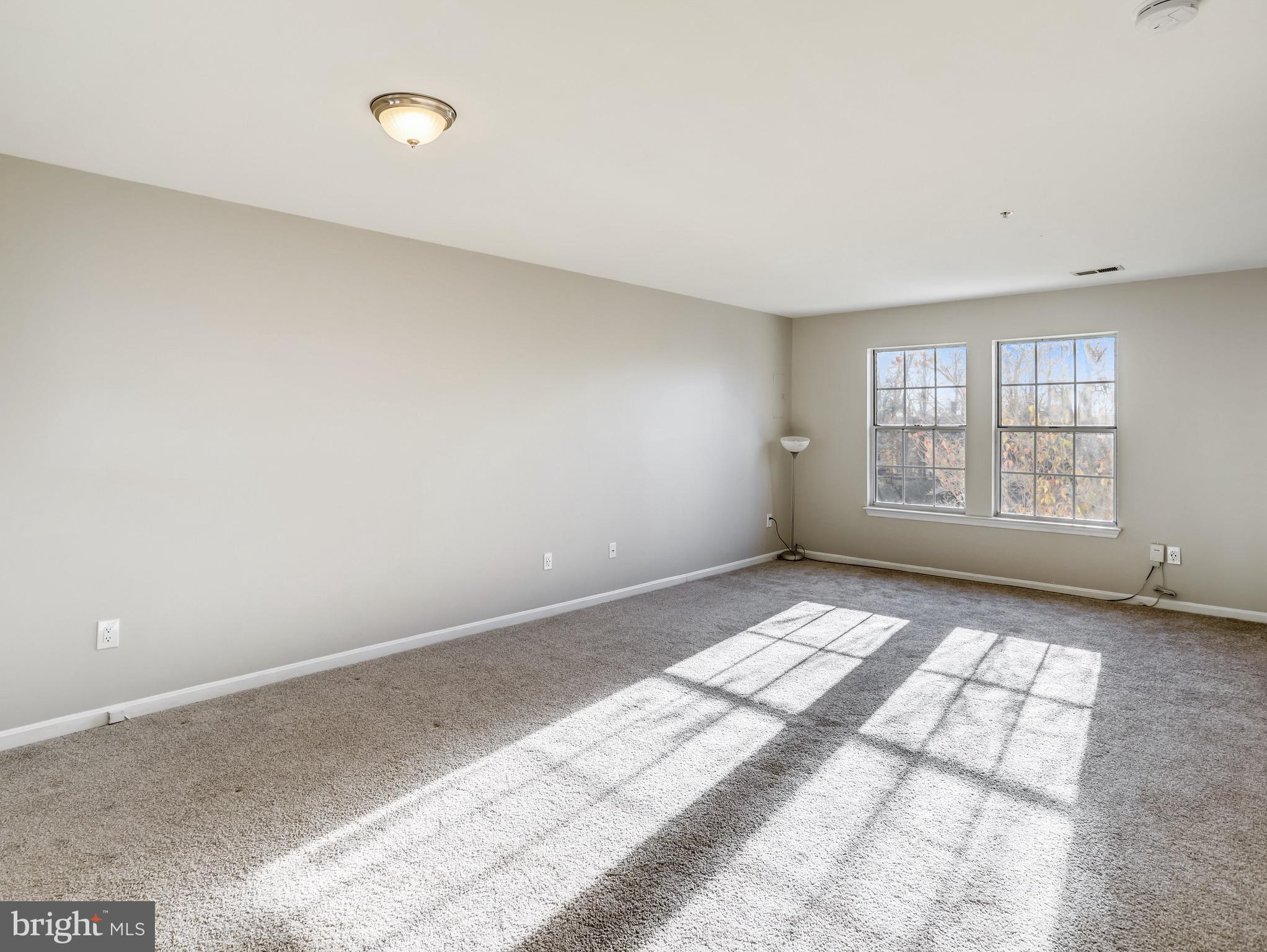 CEDAR GROVE AT CROFTON - Residential