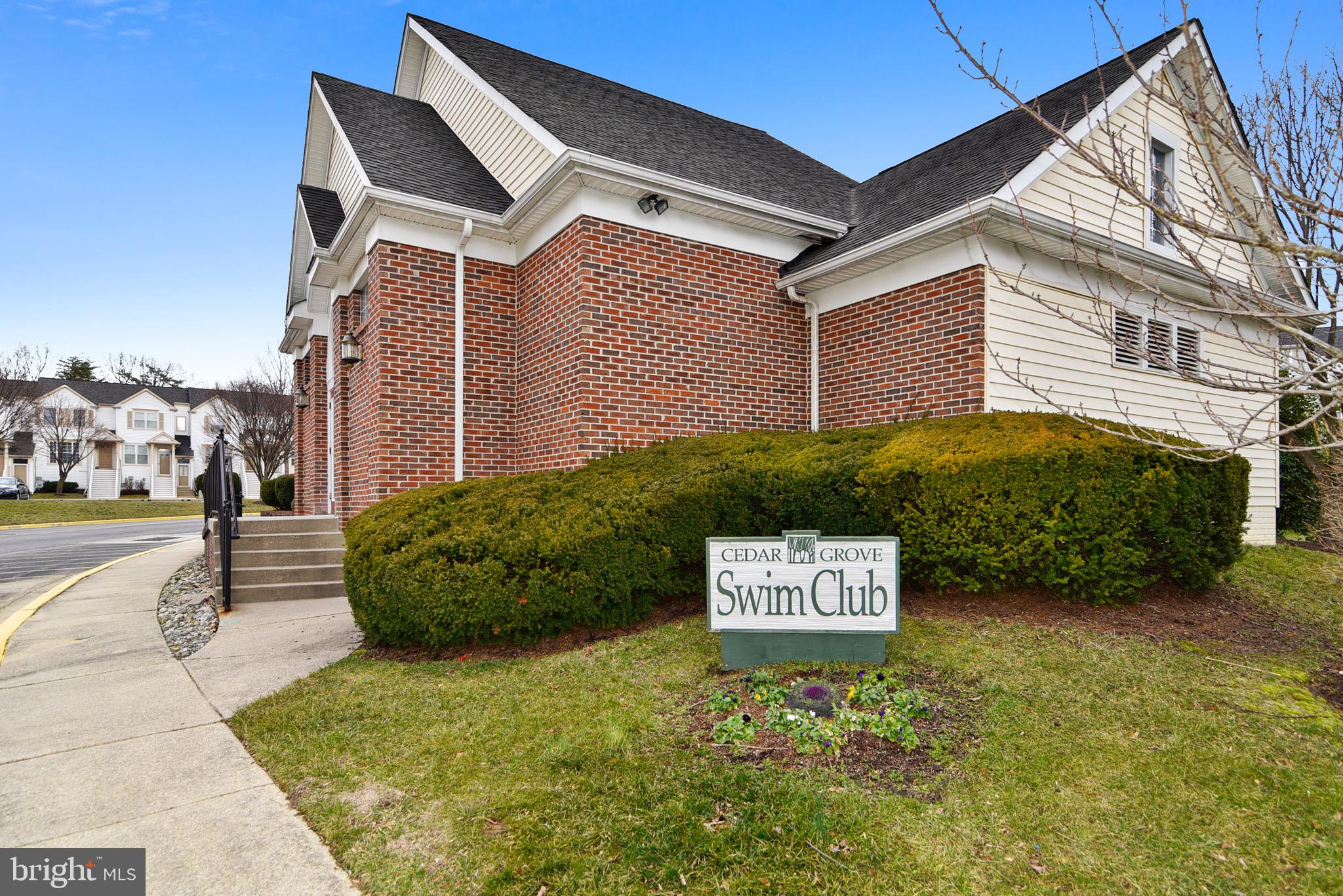 CEDAR GROVE AT CROFTON - Residential