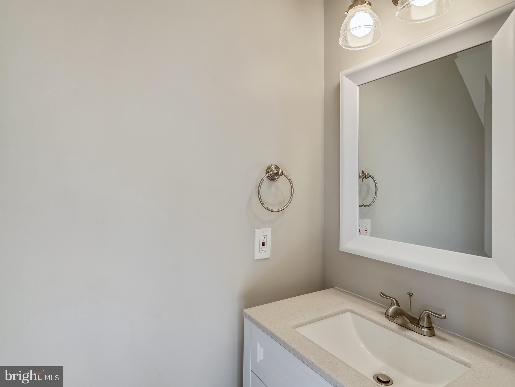 CEDAR GROVE AT CROFTON - Residential