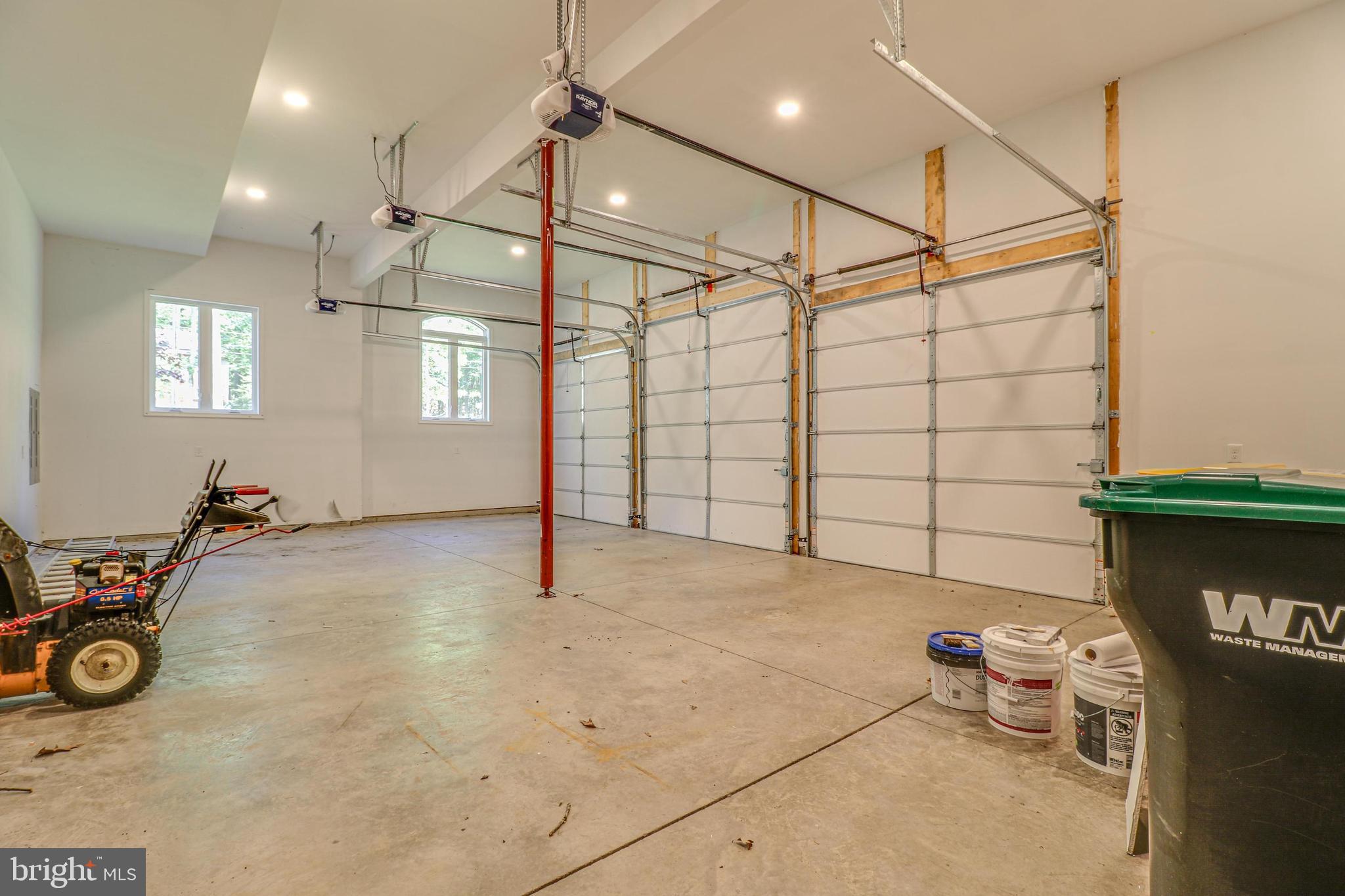 EAGLE ROCK RESORT - Residential