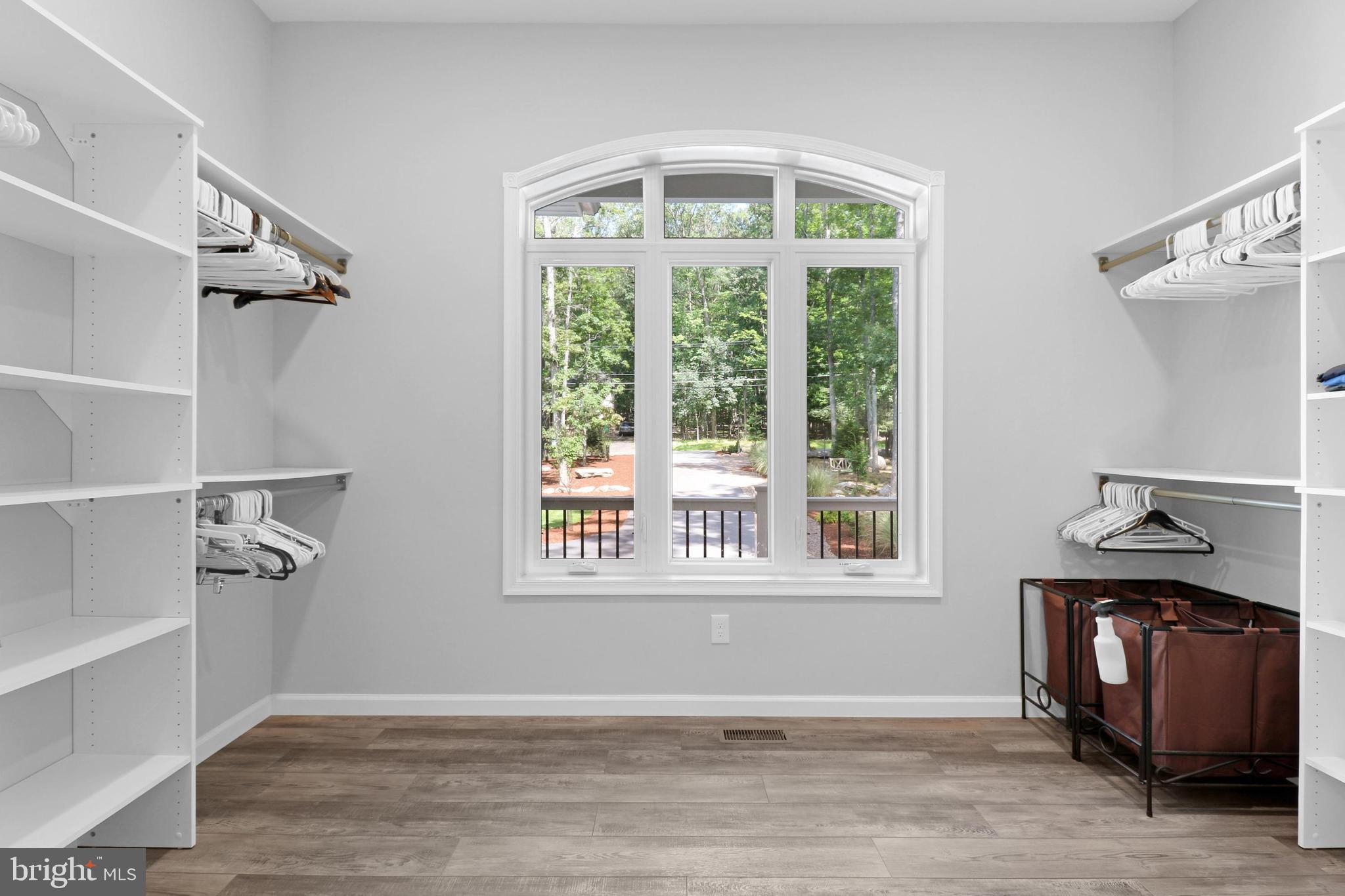 EAGLE ROCK RESORT - Residential