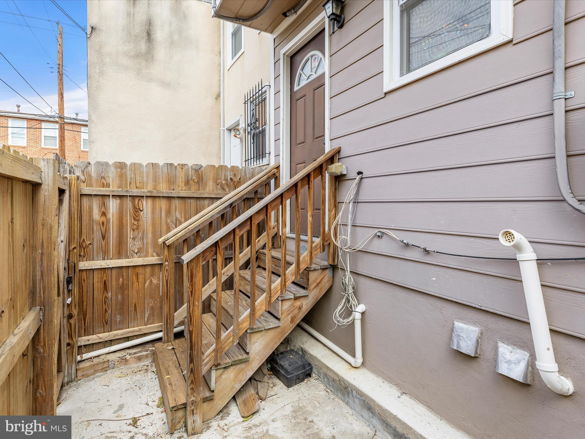 WASHINGTON VILLAGE - Residential