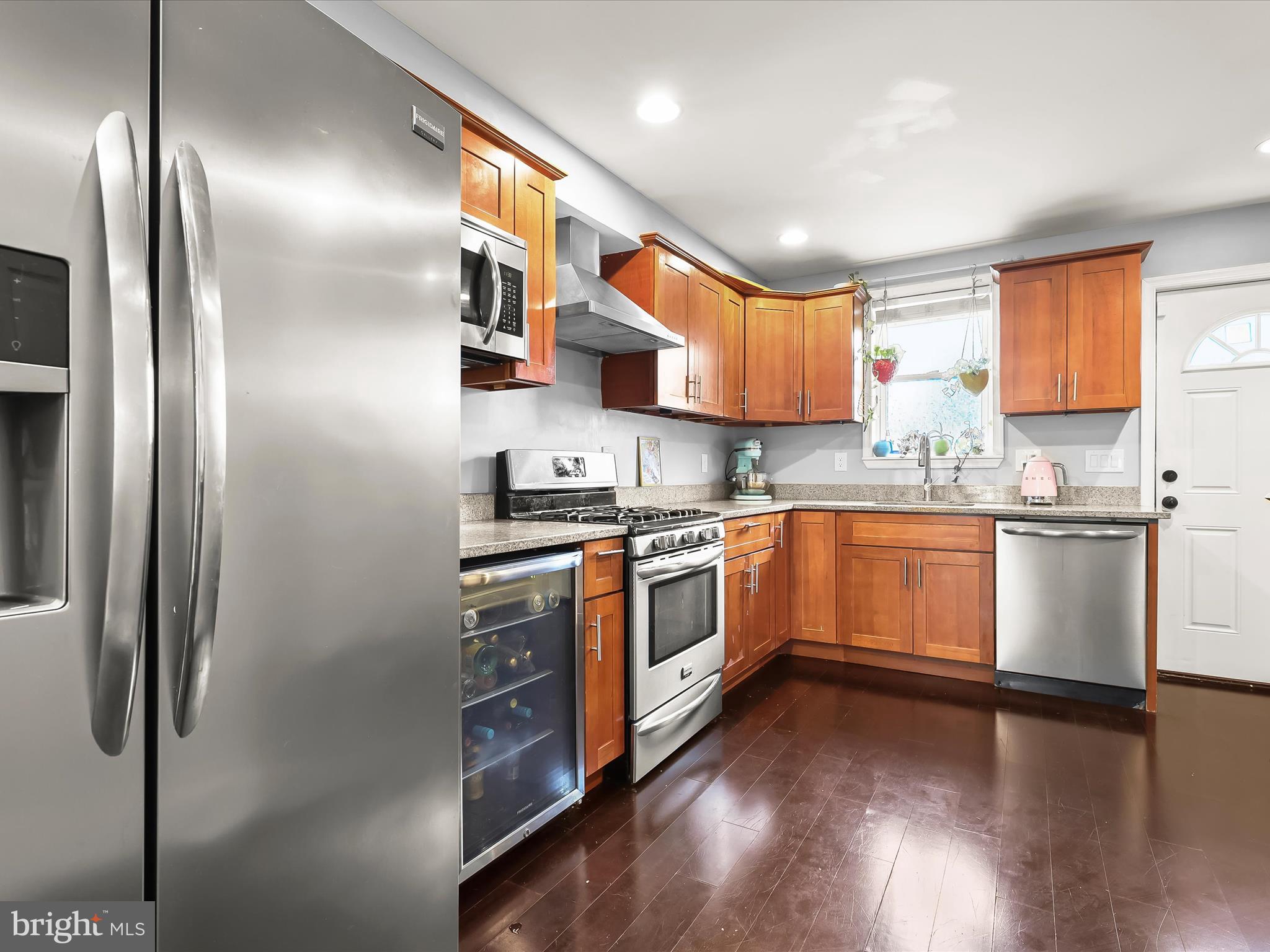 WASHINGTON VILLAGE - Residential