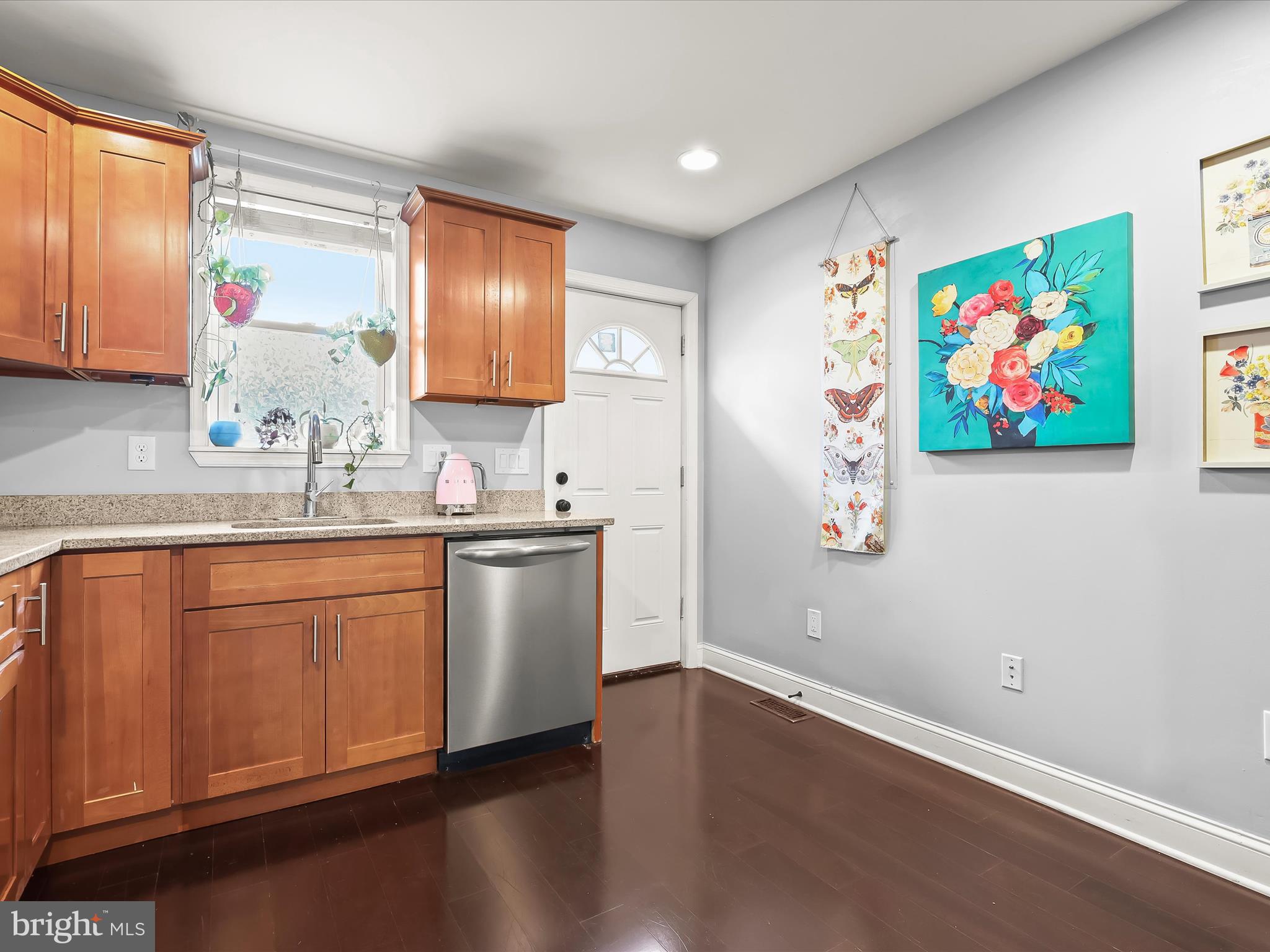 WASHINGTON VILLAGE - Residential