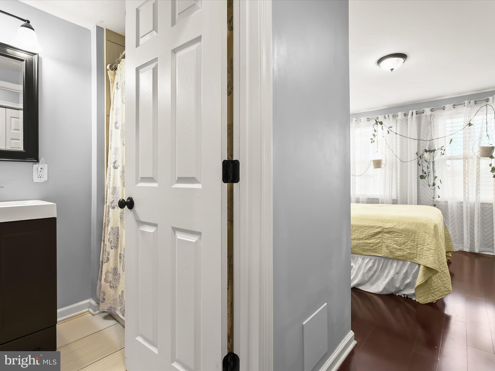 WASHINGTON VILLAGE - Residential