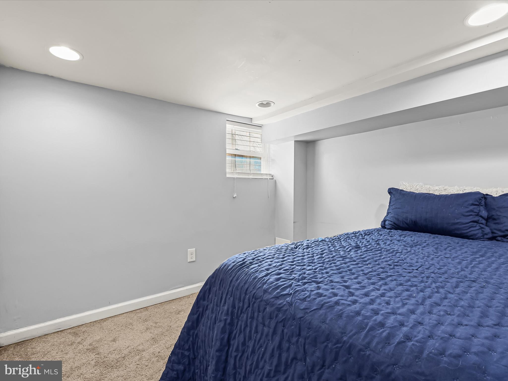 WASHINGTON VILLAGE - Residential