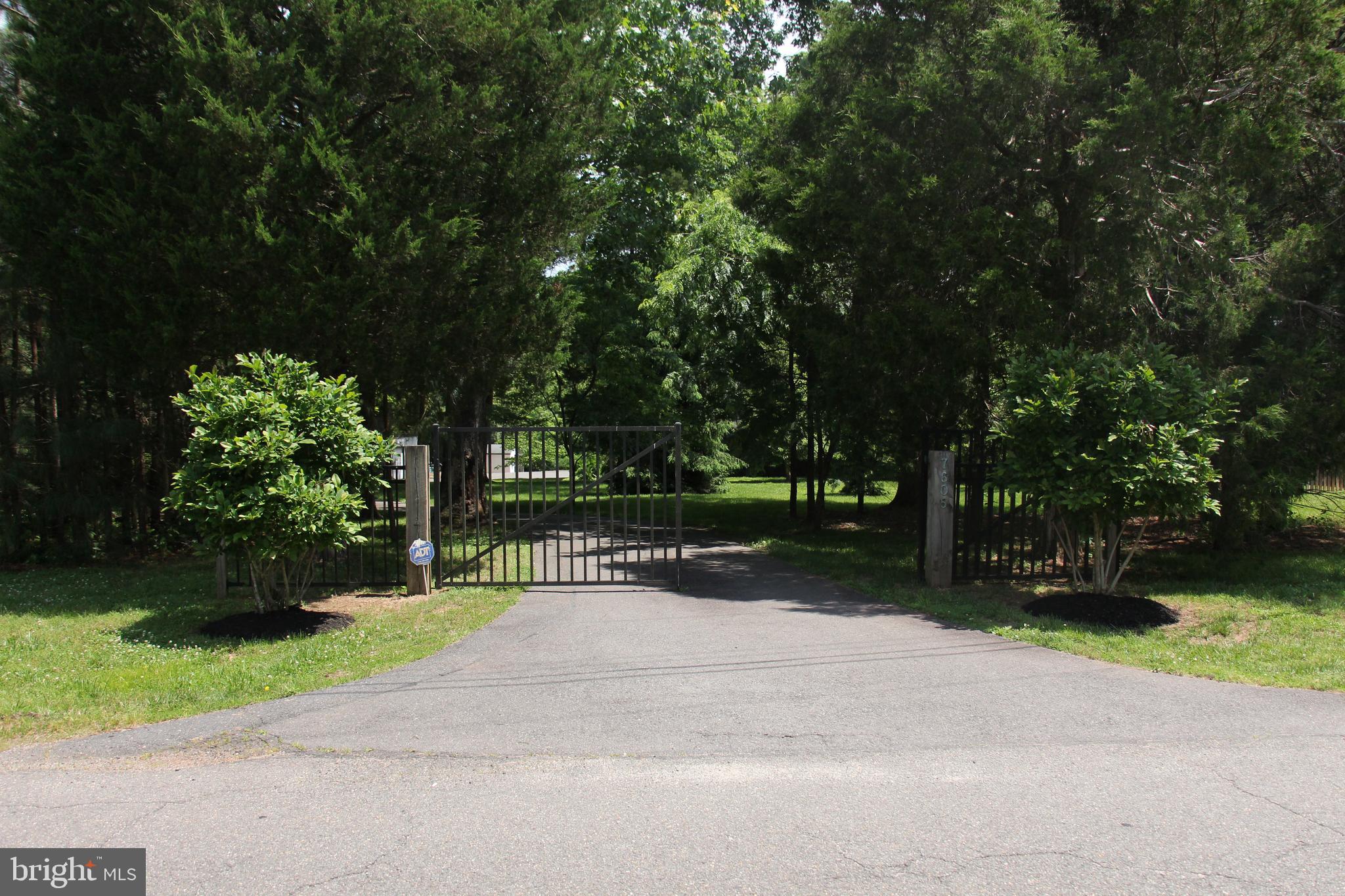 YORKSHIRE ACRES - Residential