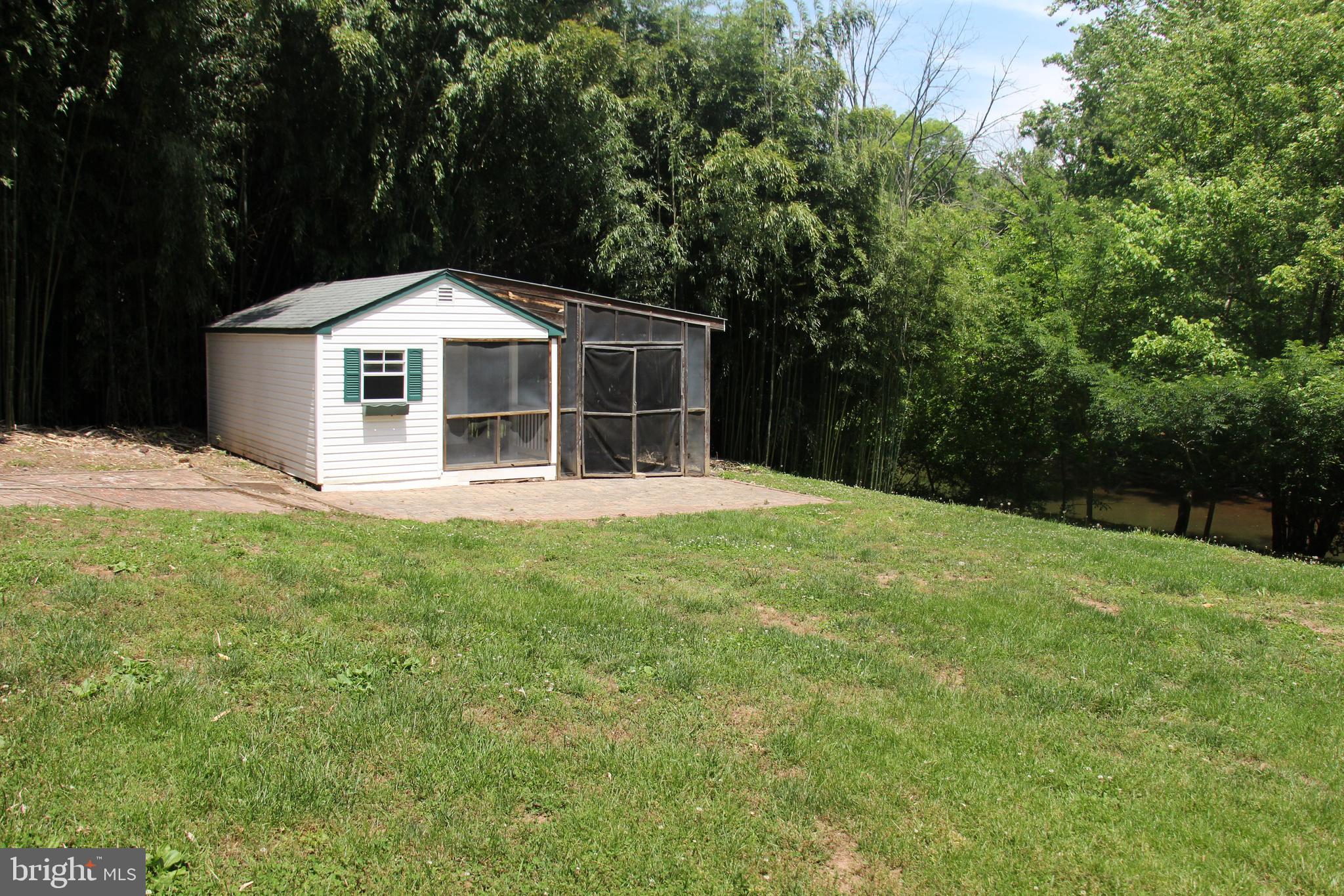 YORKSHIRE ACRES - Residential