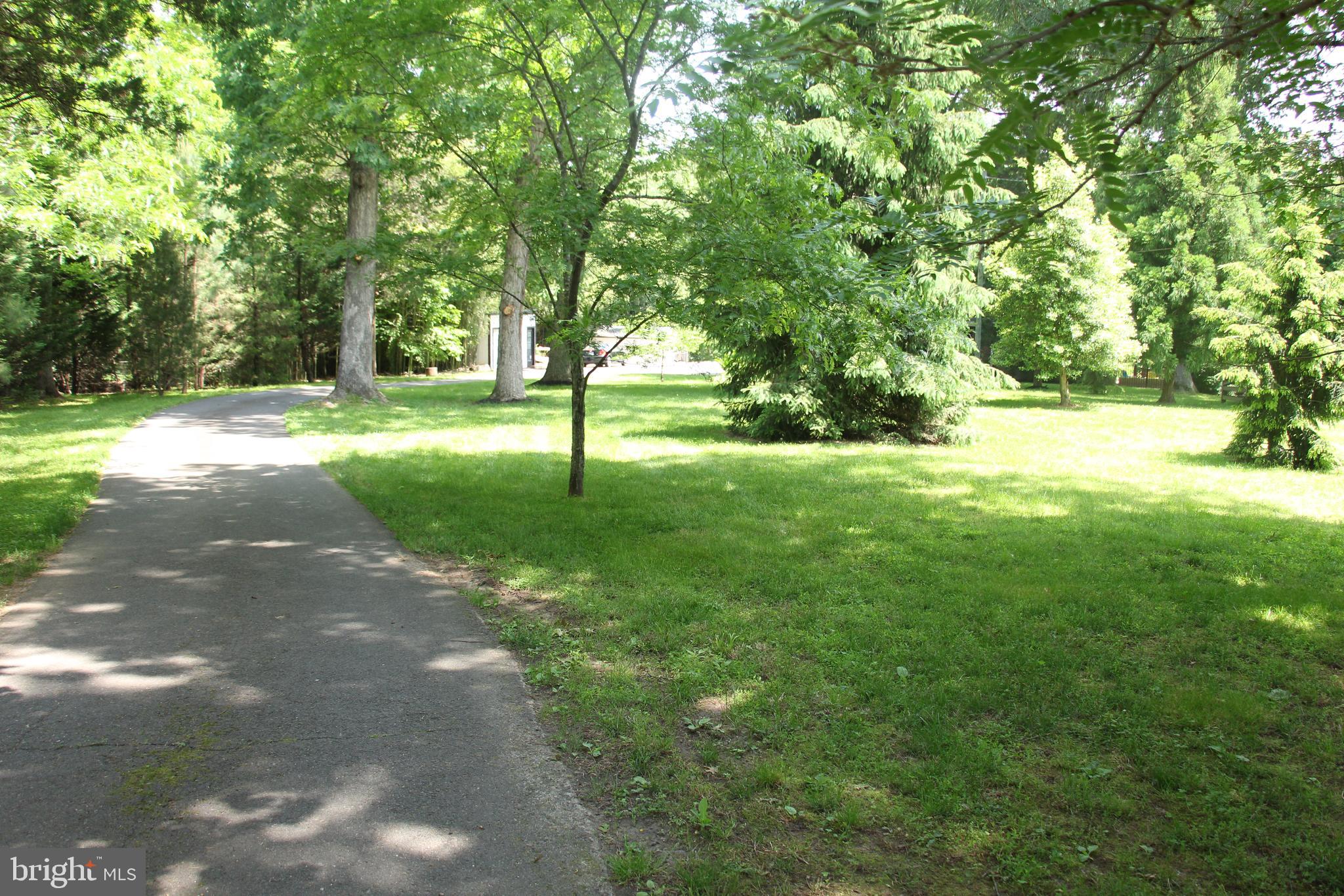 YORKSHIRE ACRES - Residential