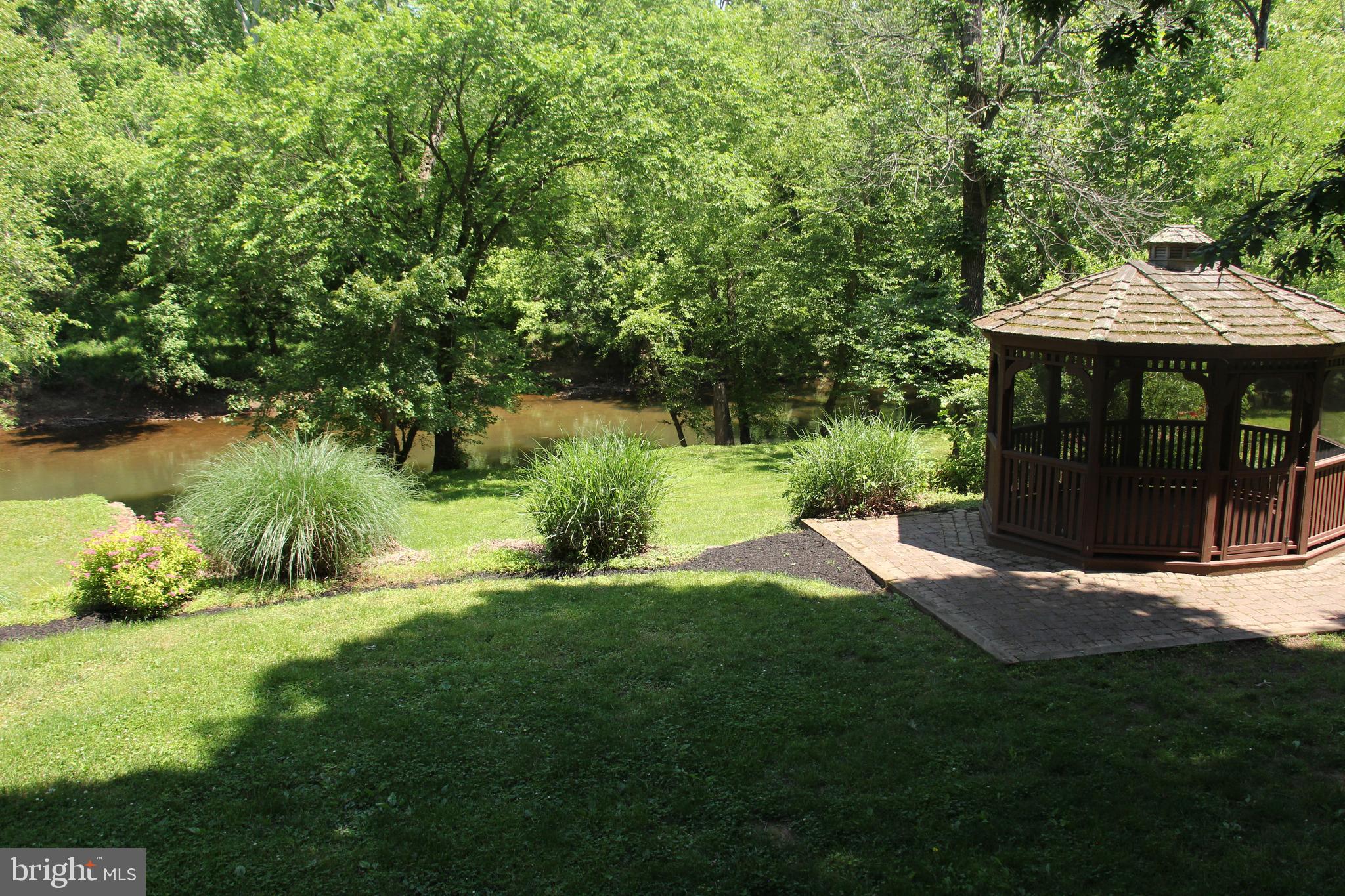 YORKSHIRE ACRES - Residential