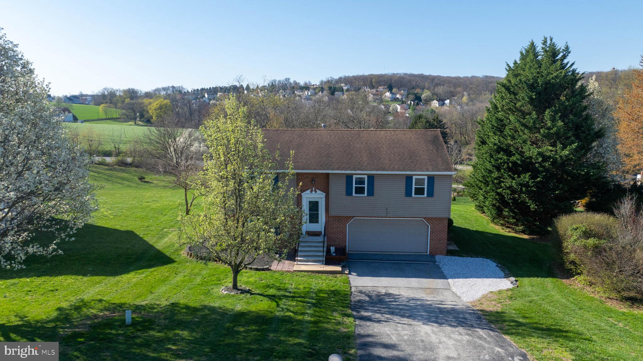 WINDSOR TWP - Residential