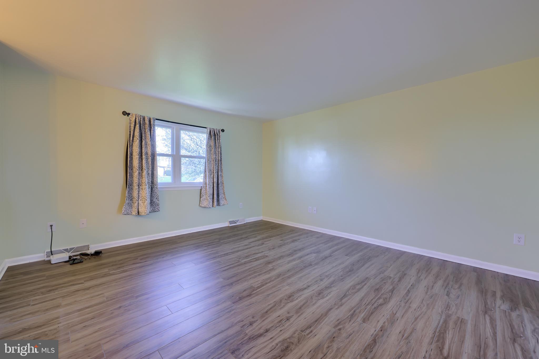 WINDSOR TWP - Residential