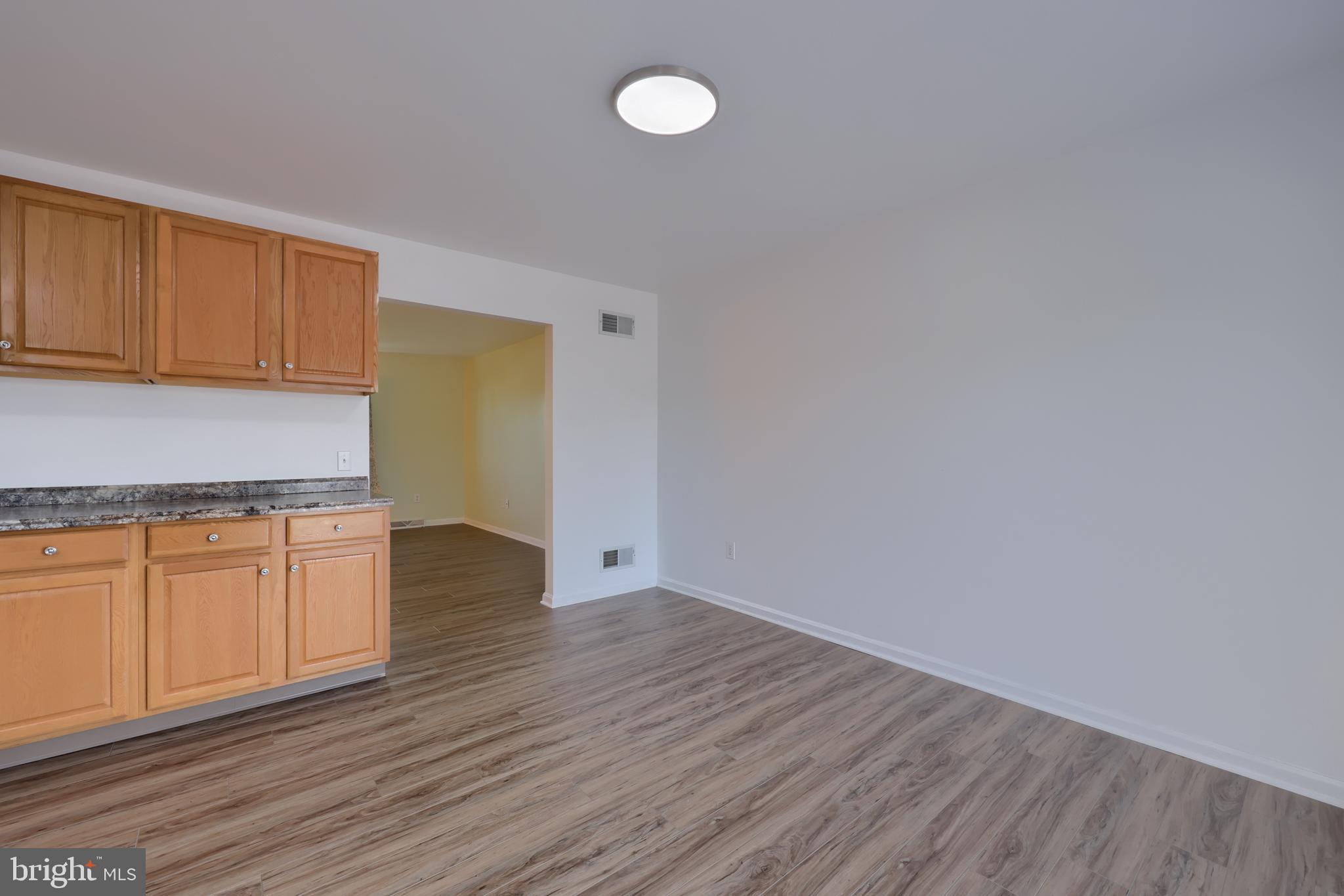 WINDSOR TWP - Residential