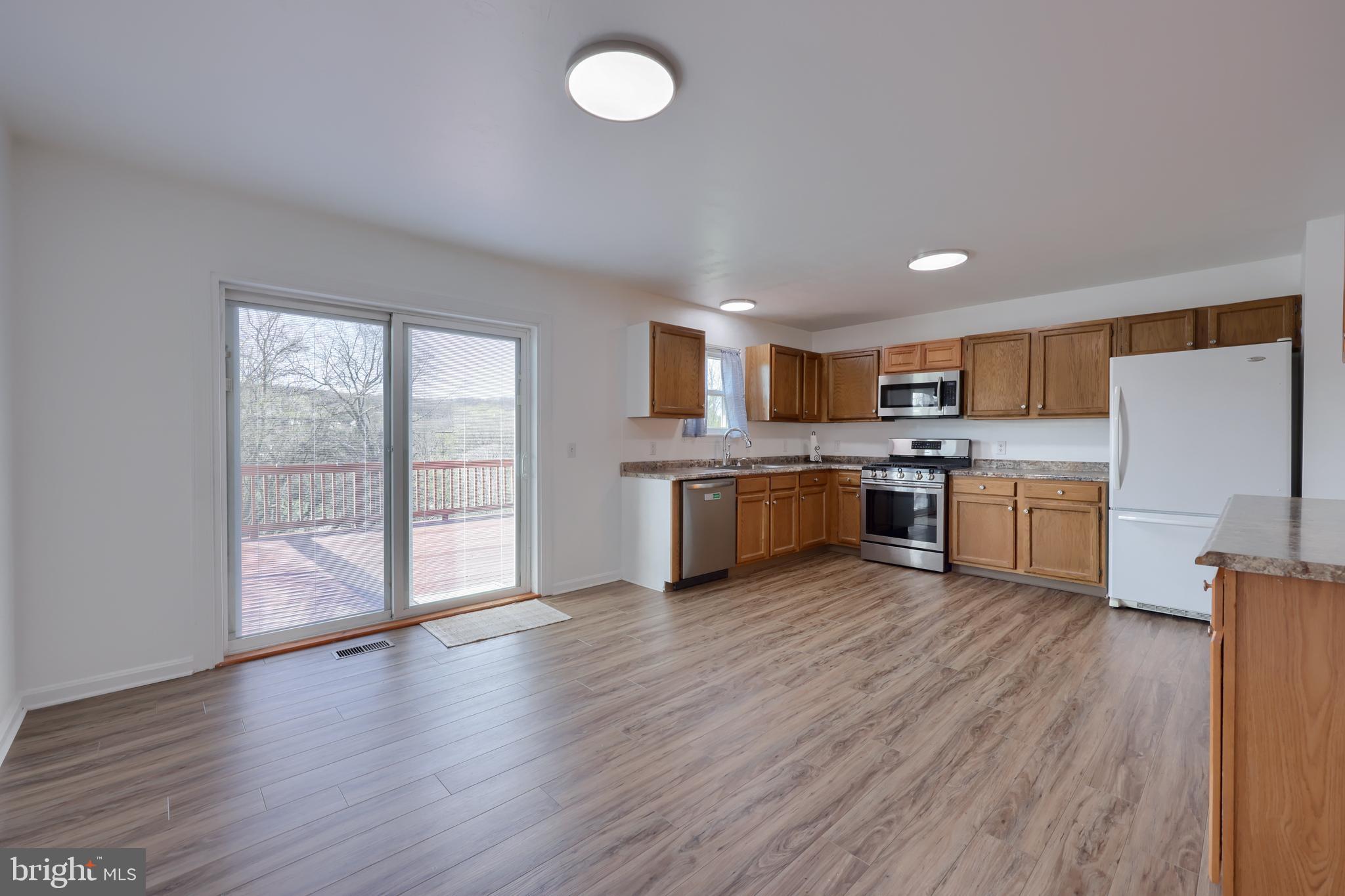 WINDSOR TWP - Residential