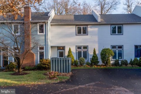 113 KRISTA COURT CHALFONT PA 18914