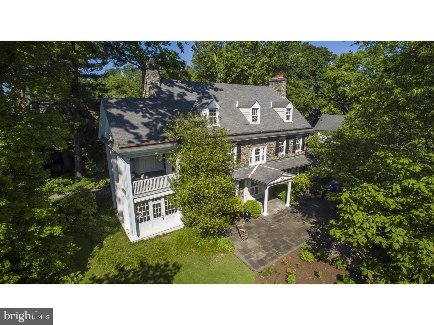 CHESTNUT HILL - Residential