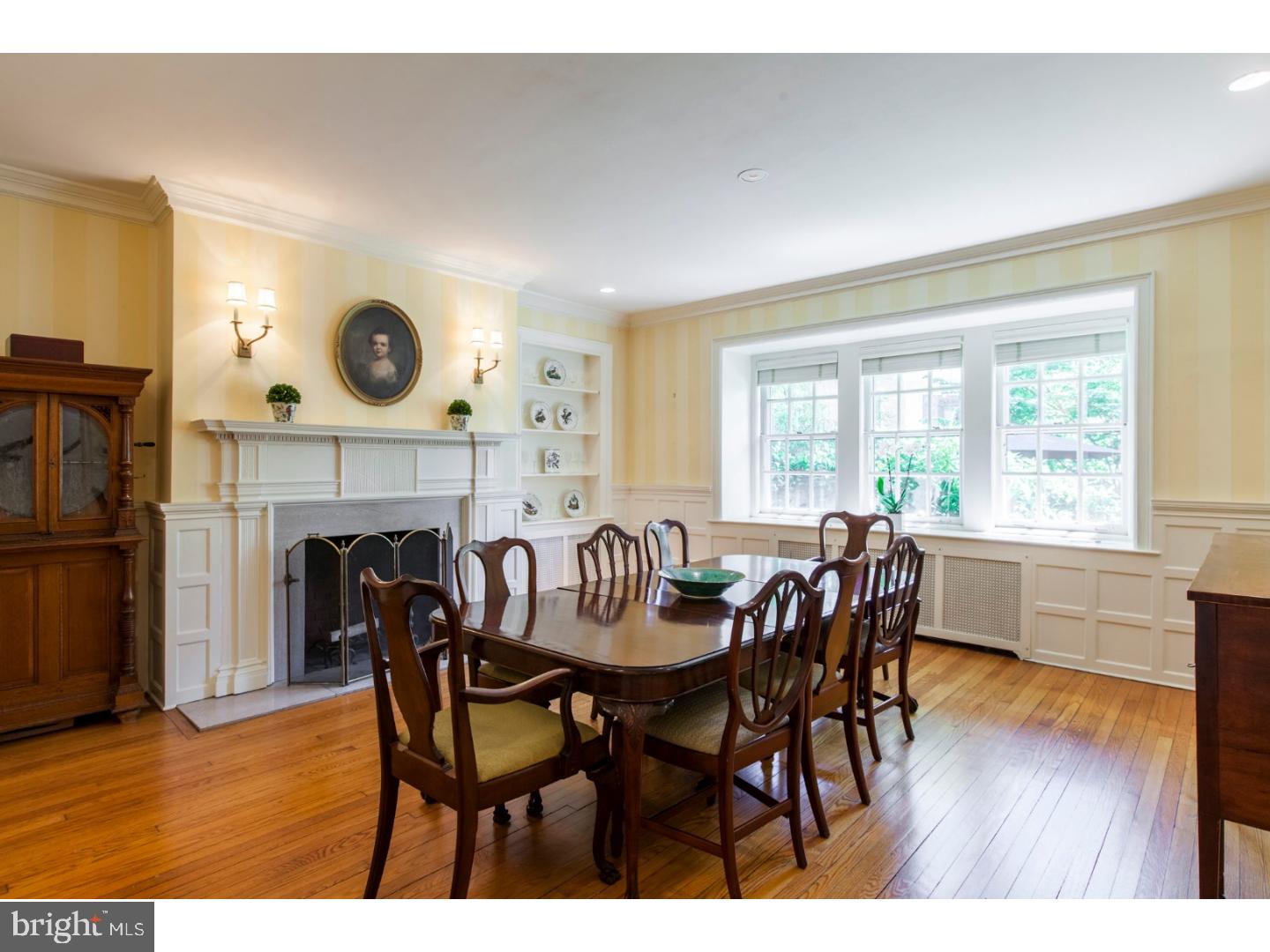 CHESTNUT HILL - Residential