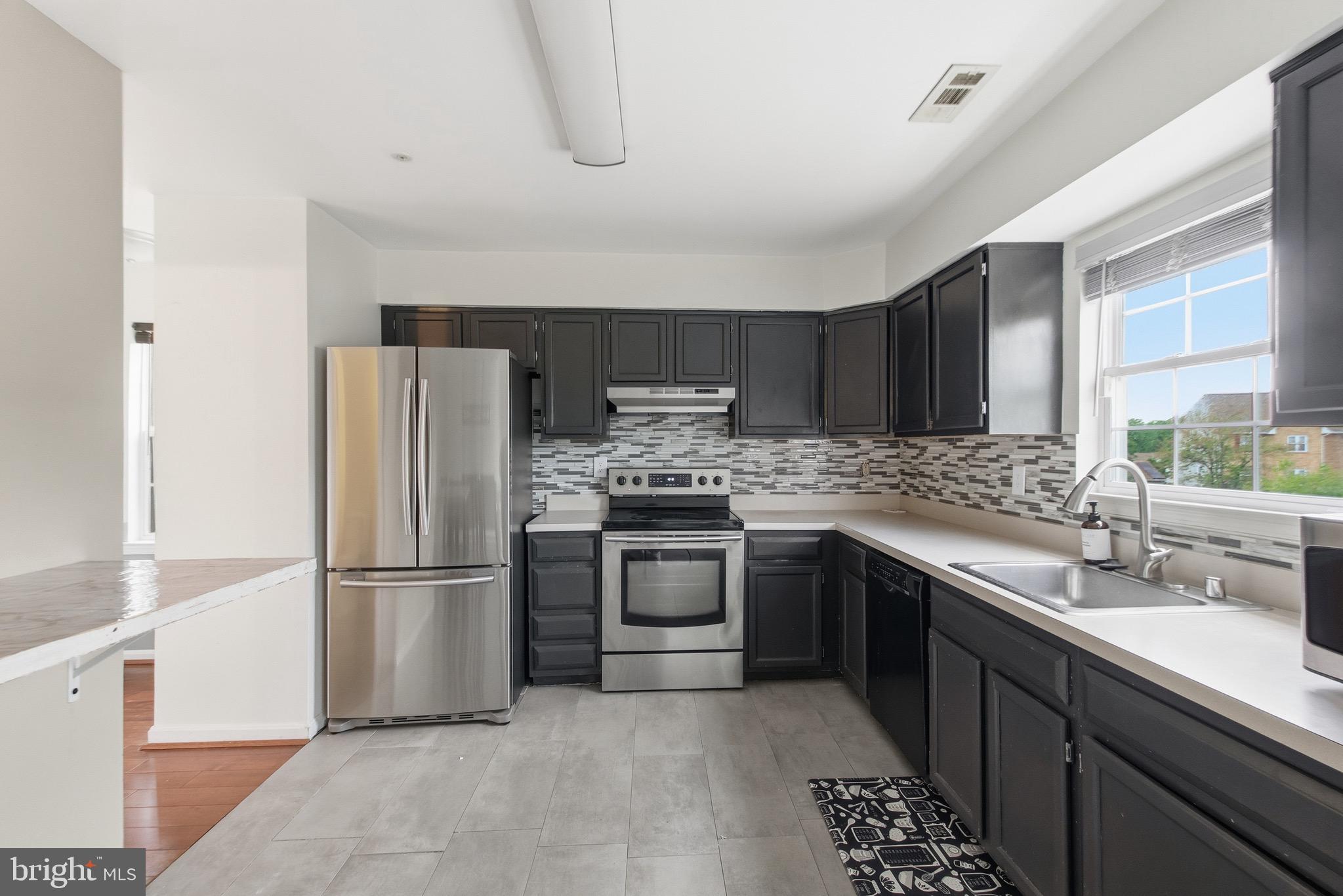 CLINTON DALE TOWNHOUSES - Residential