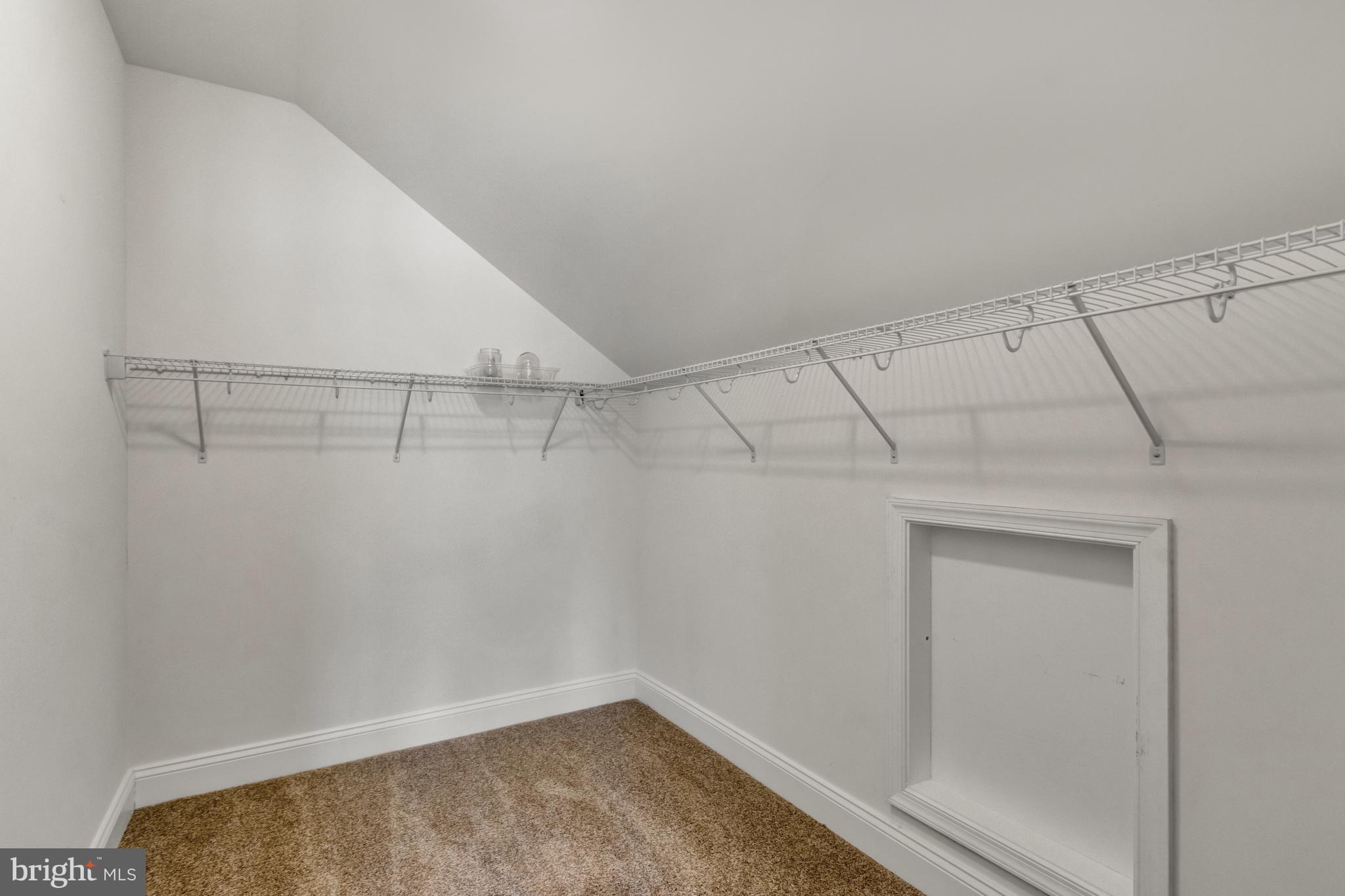 TIDEWATER LANDING - Residential