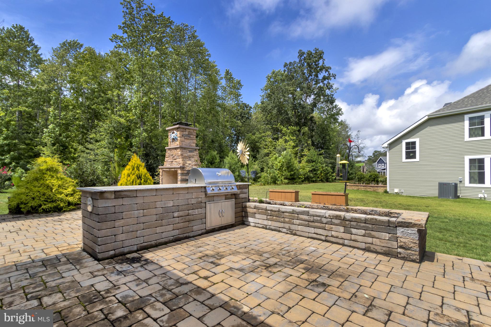 TIDEWATER LANDING - Residential