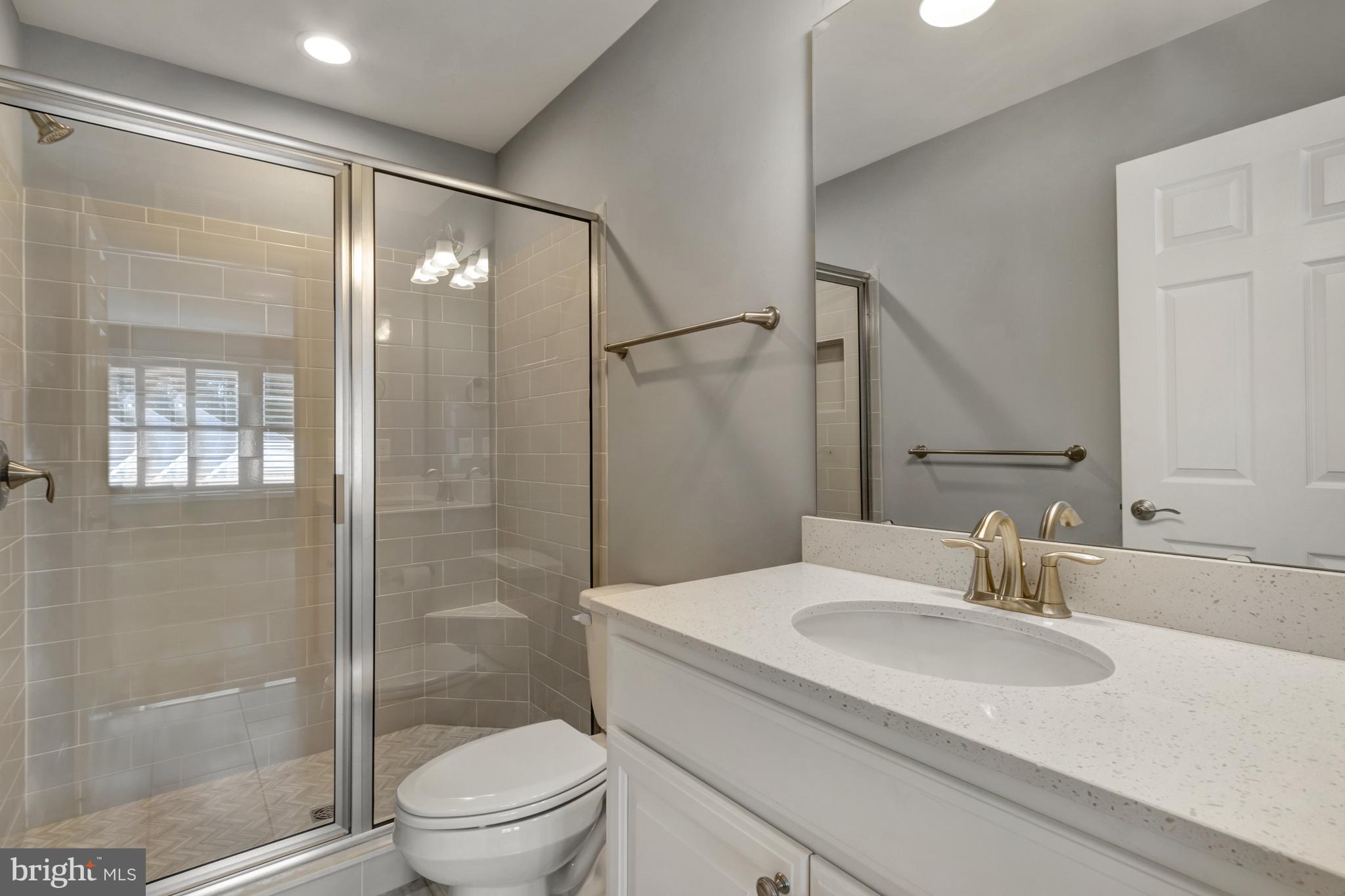 TIDEWATER LANDING - Residential