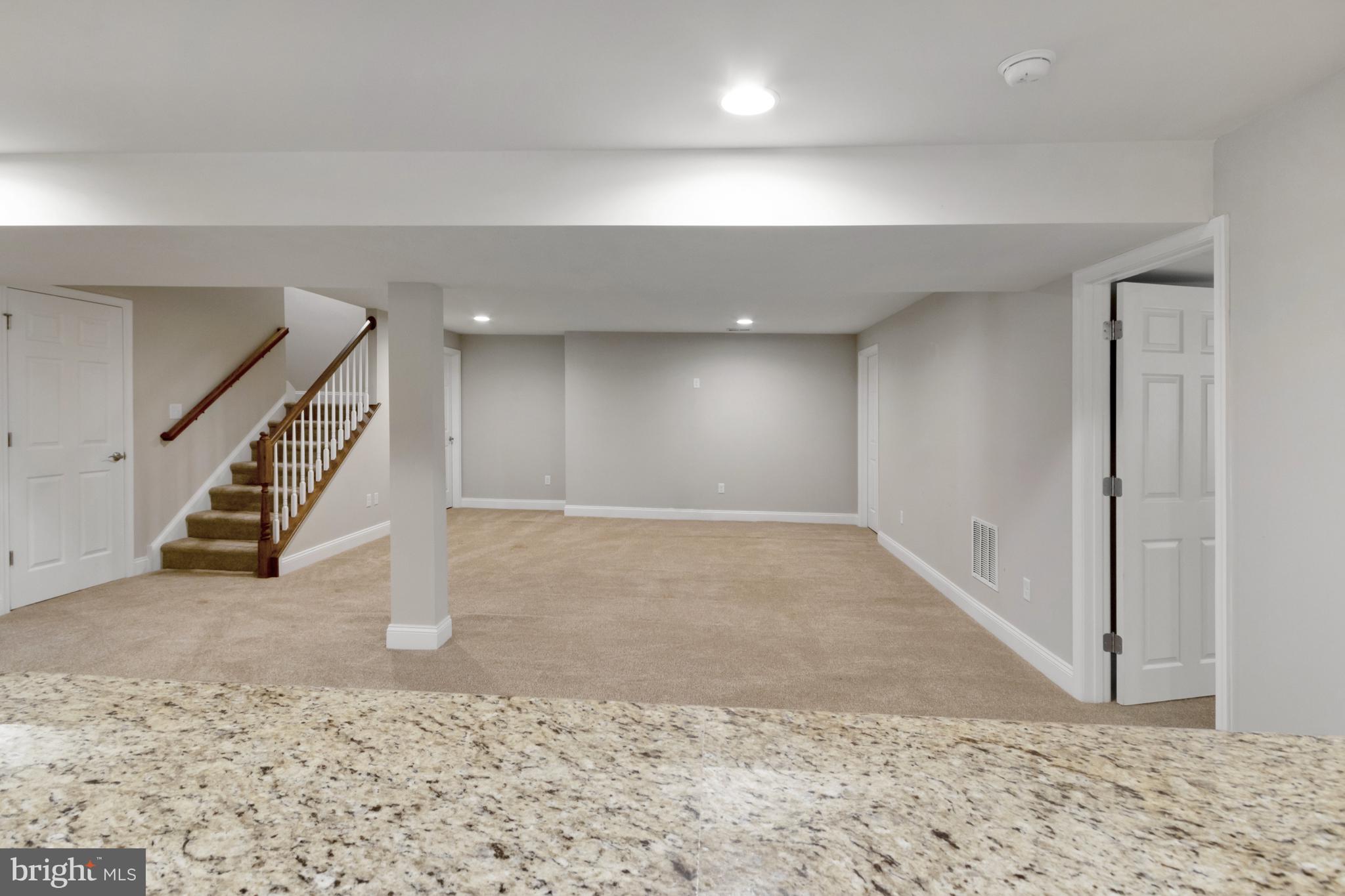 TIDEWATER LANDING - Residential