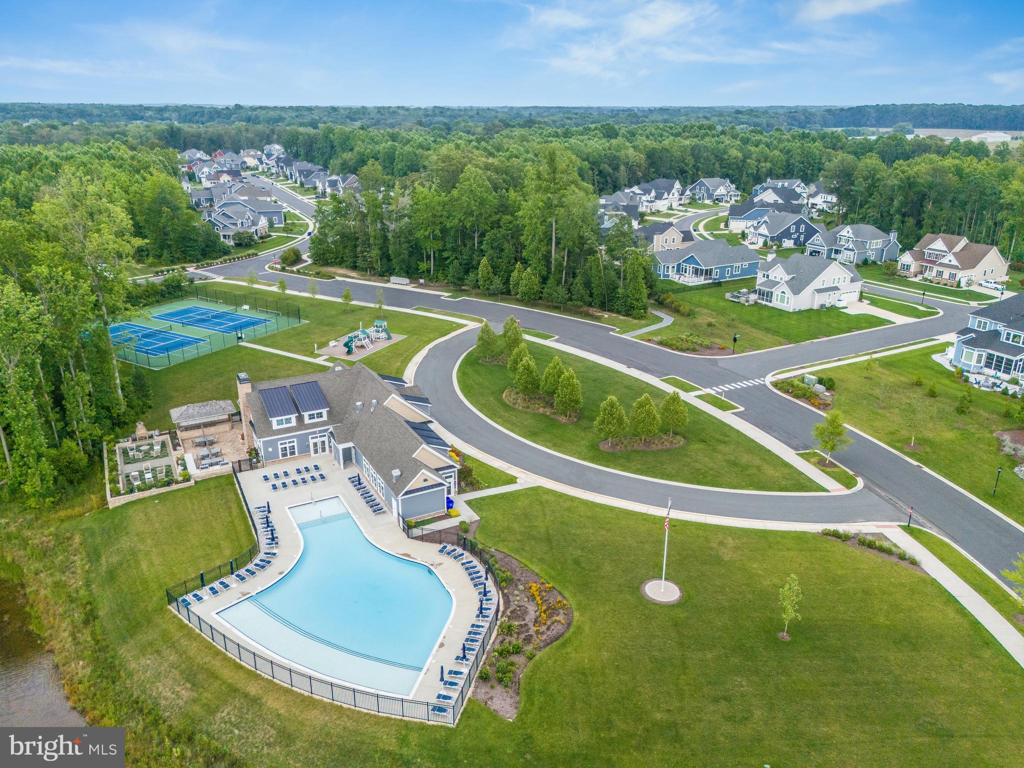 TIDEWATER LANDING - Residential