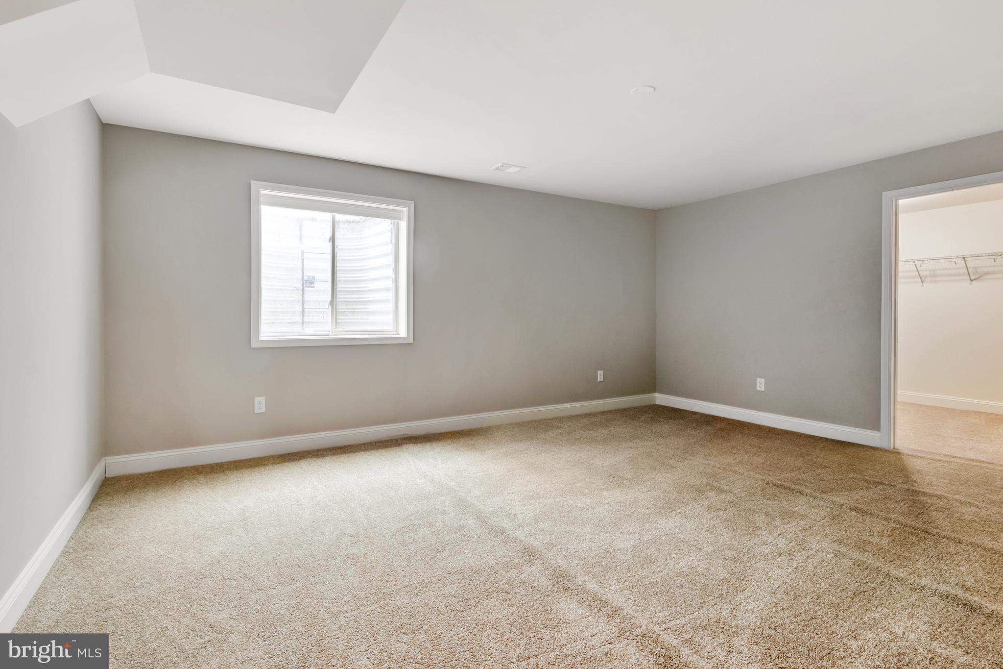 TIDEWATER LANDING - Residential